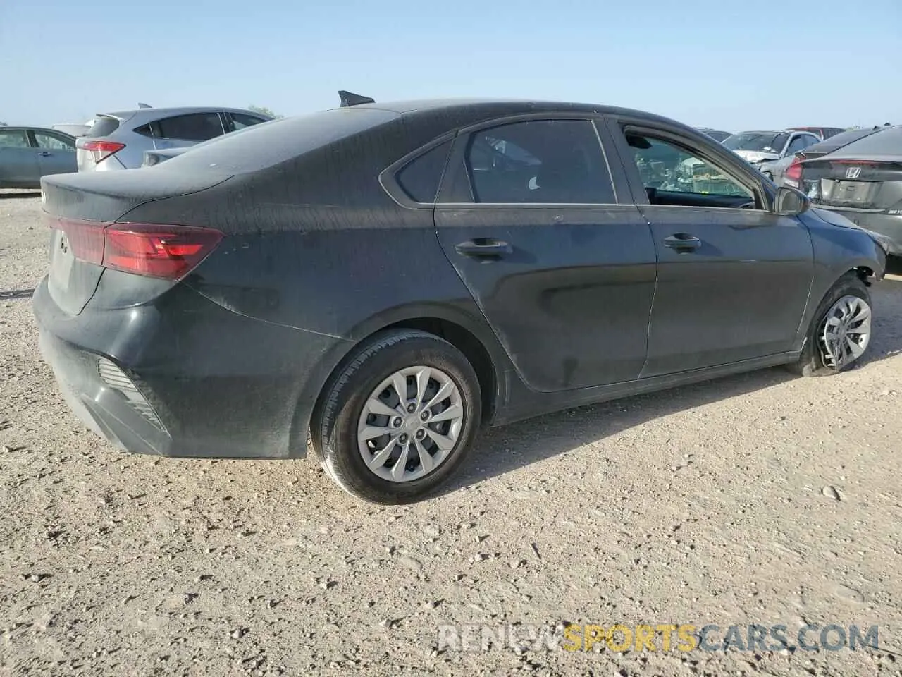 3 Фотография поврежденного автомобиля 3KPF24AD0RE815087 KIA FORTE 2024