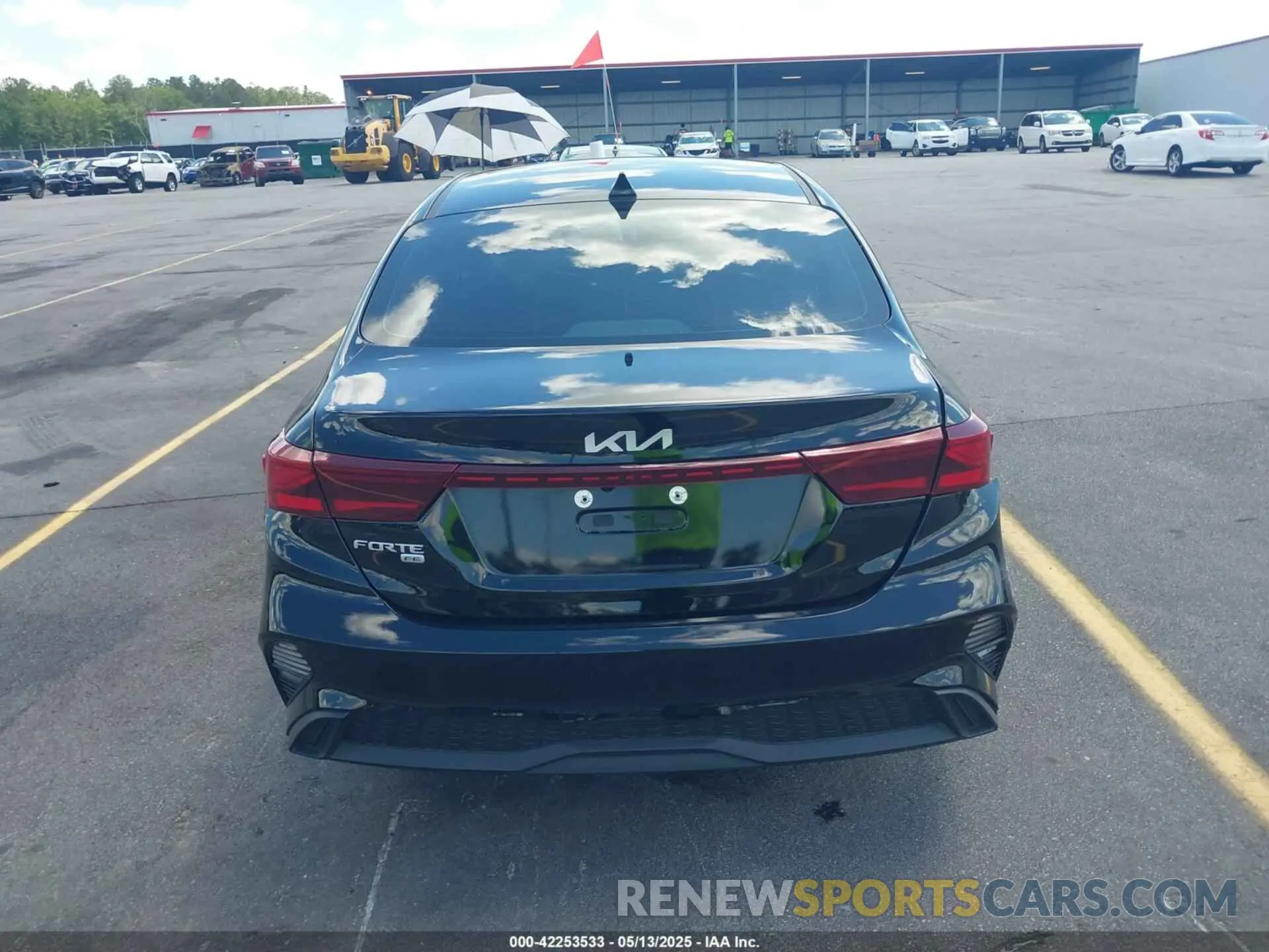 16 Photograph of a damaged car 3KPF24AD0RE823688 KIA FORTE 2024