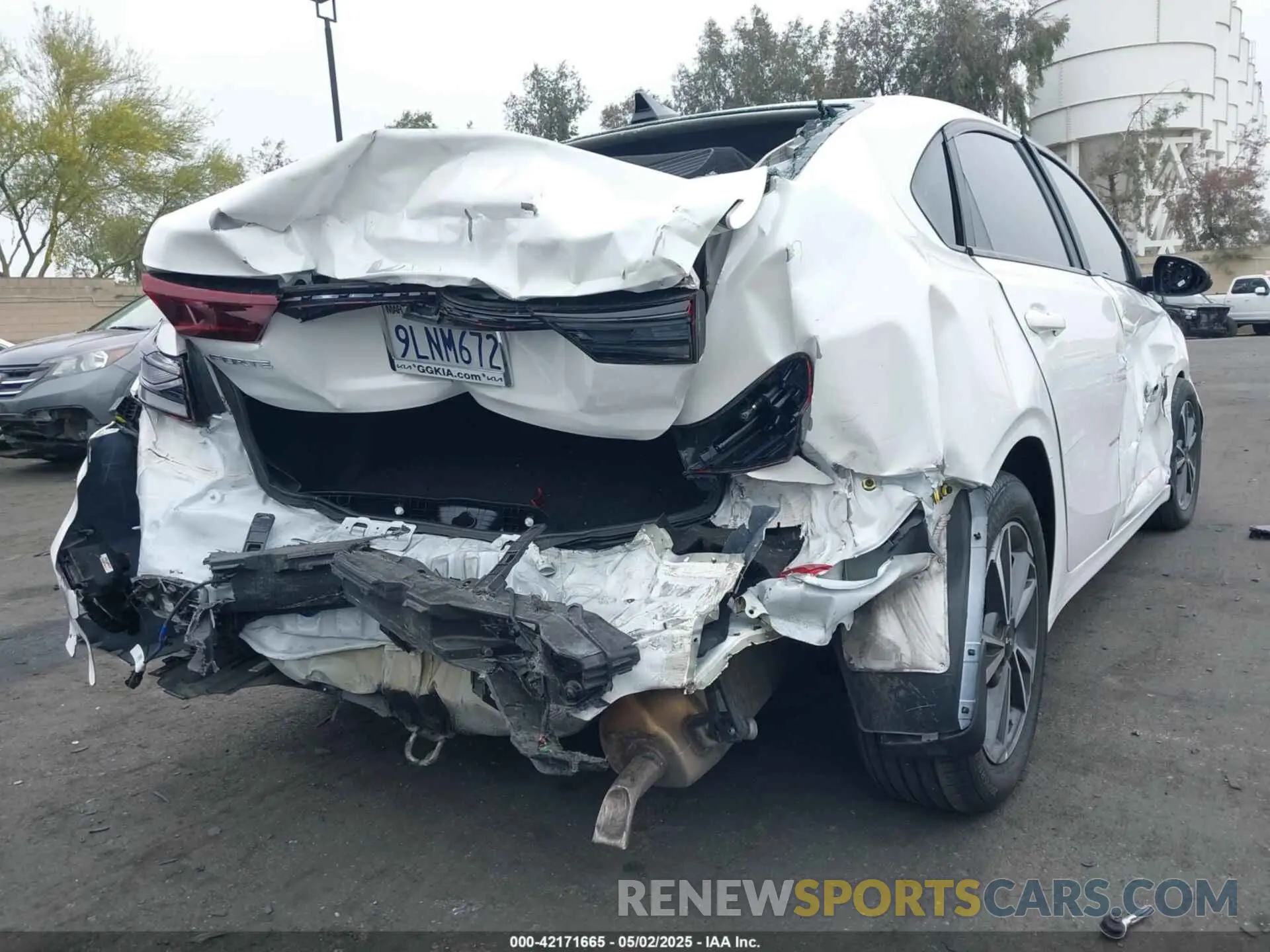 6 Photograph of a damaged car 3KPF24AD1RE708176 KIA FORTE 2024