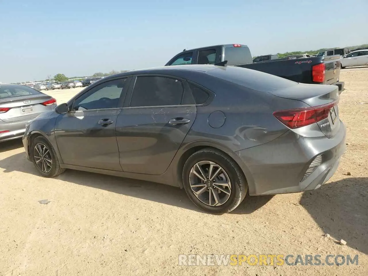 2 Фотография поврежденного автомобиля 3KPF24AD1RE715127 KIA FORTE 2024