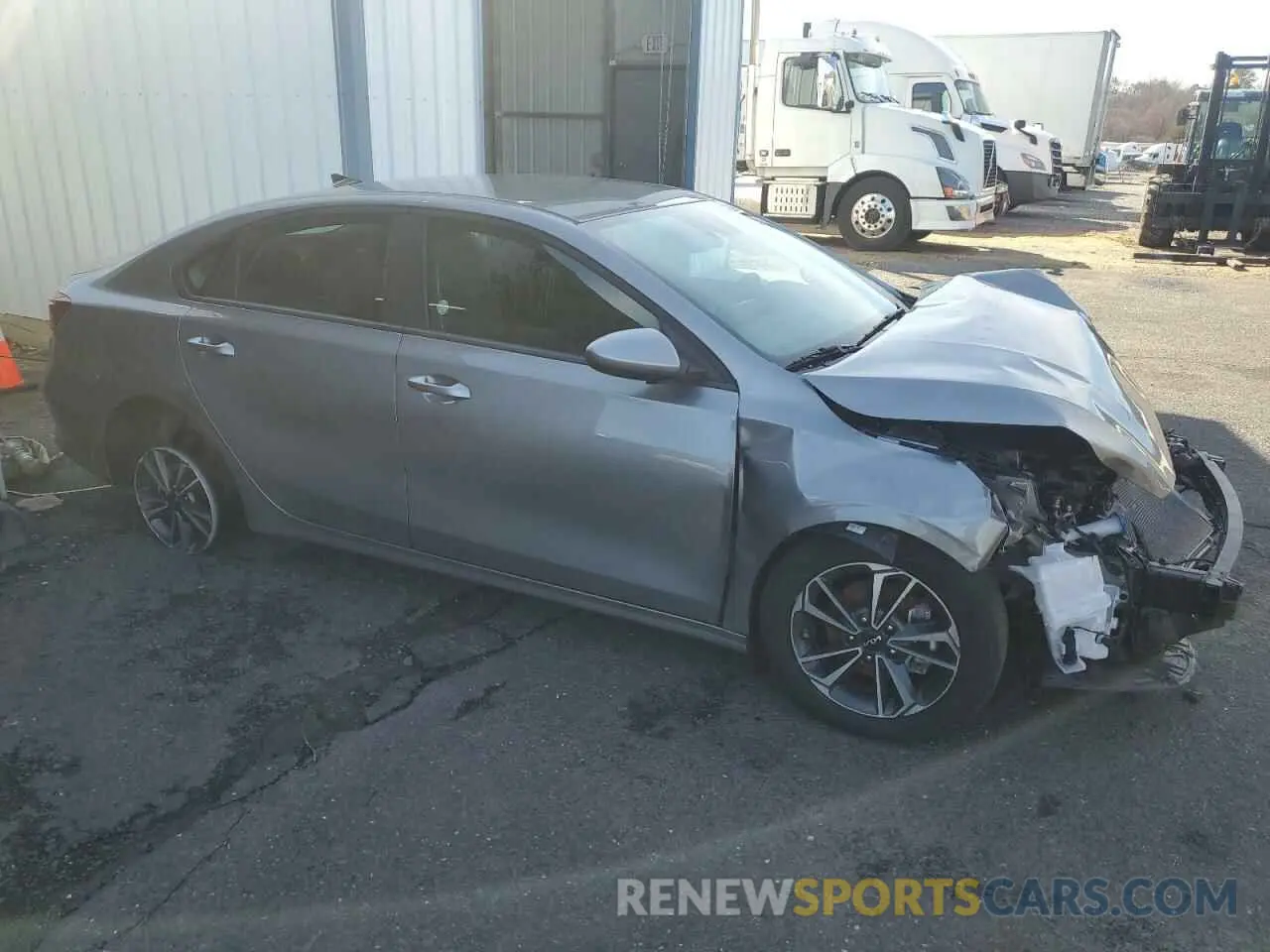 4 Фотография поврежденного автомобиля 3KPF24AD1RE738410 KIA FORTE 2024