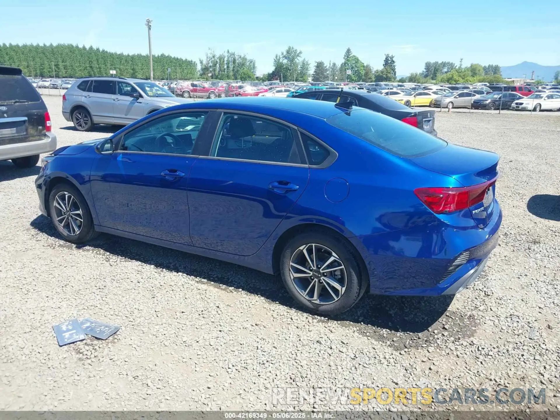 3 Фотография поврежденного автомобиля 3KPF24AD1RE742764 KIA FORTE 2024