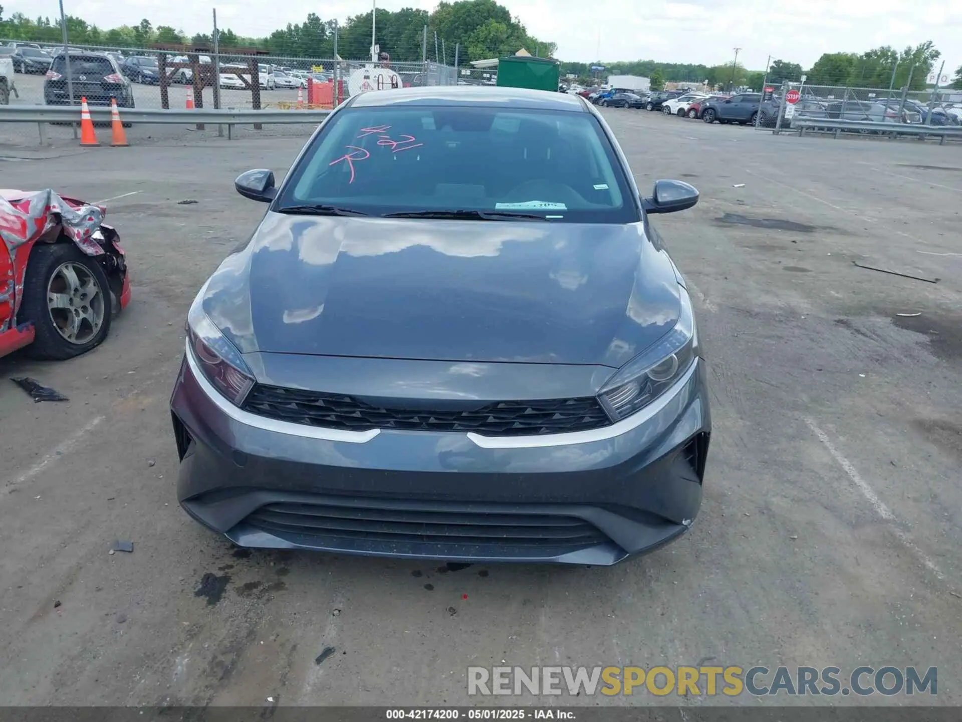 12 Фотография поврежденного автомобиля 3KPF24AD1RE744241 KIA FORTE 2024