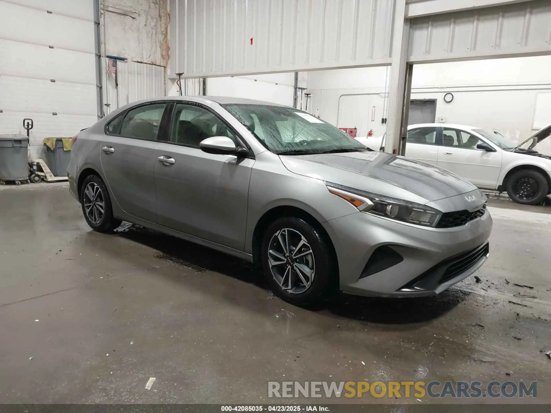 1 Photograph of a damaged car 3KPF24AD1RE750198 KIA FORTE 2024