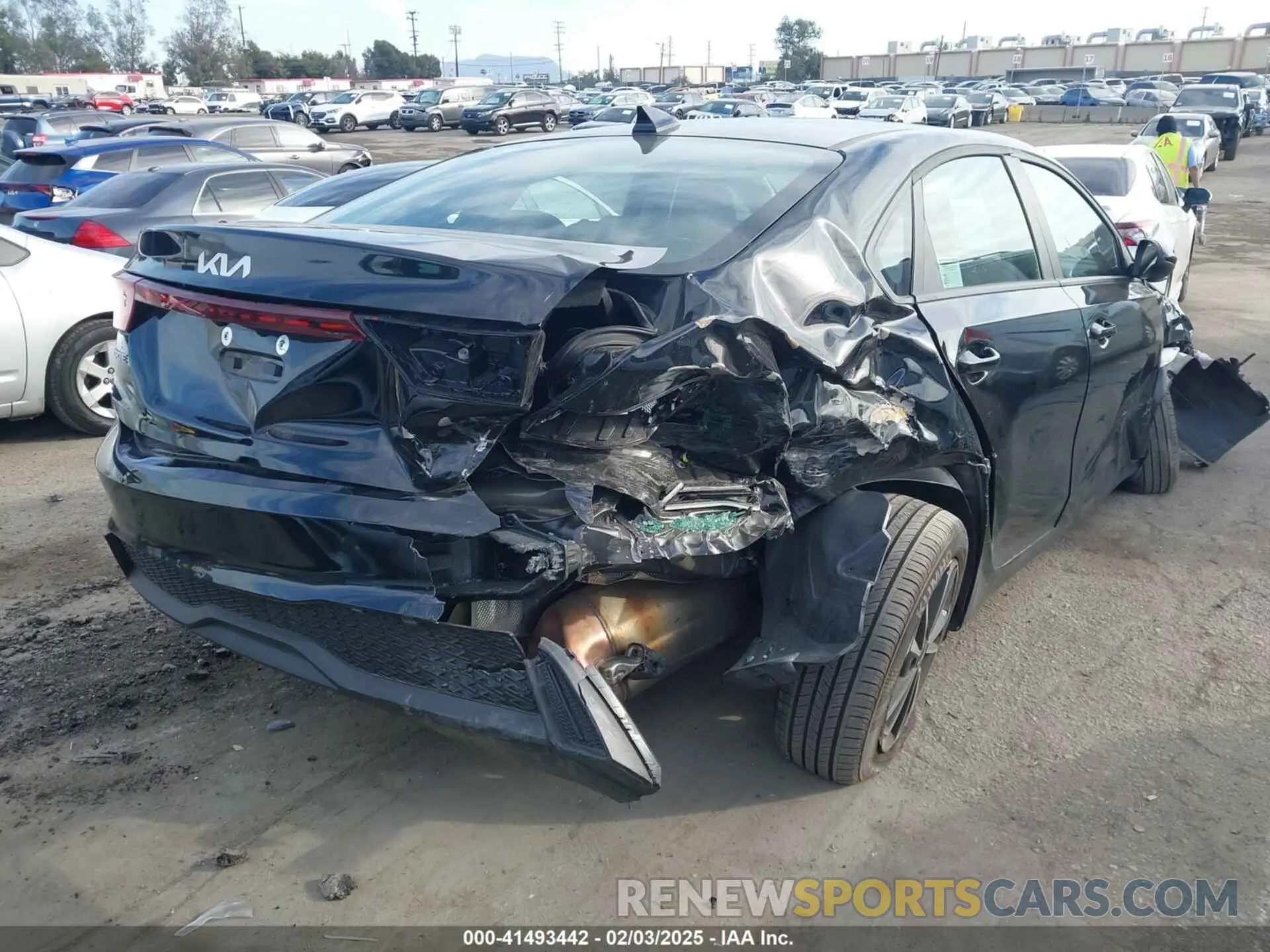 4 Фотография поврежденного автомобиля 3KPF24AD1RE760133 KIA FORTE 2024