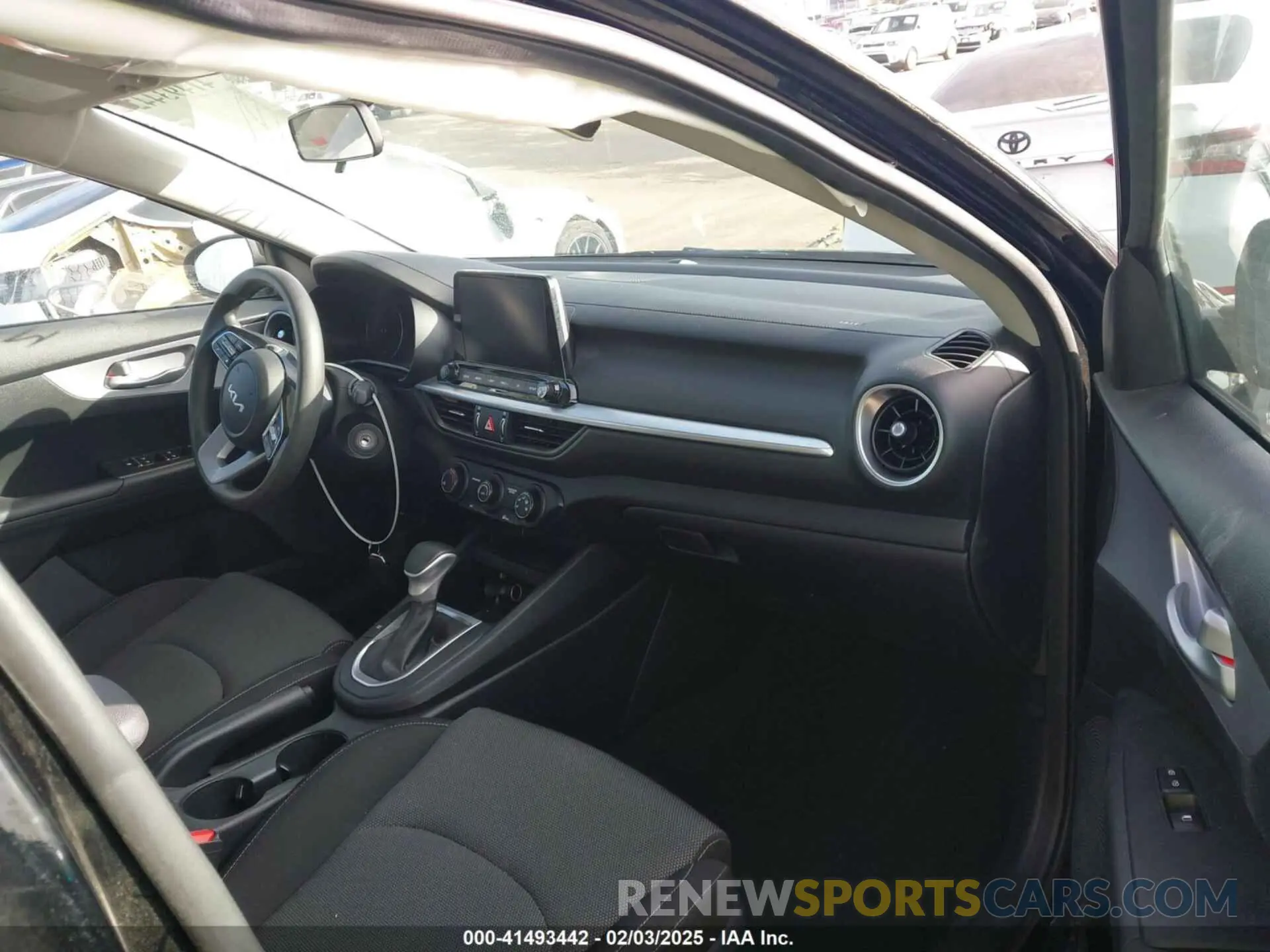 5 Фотография поврежденного автомобиля 3KPF24AD1RE760133 KIA FORTE 2024
