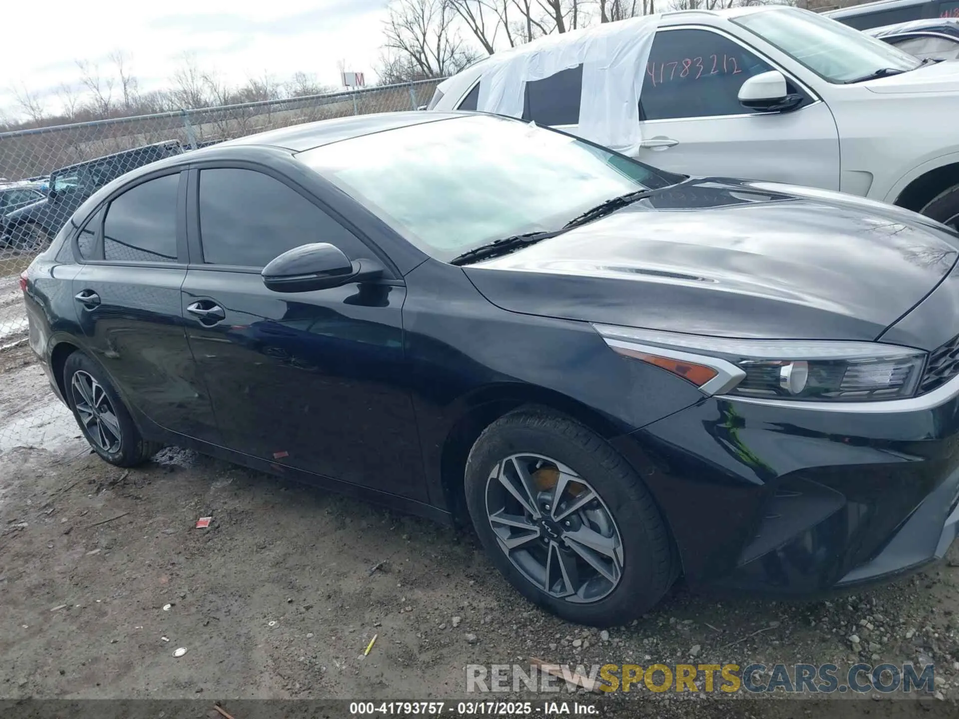 13 Фотография поврежденного автомобиля 3KPF24AD1RE779295 KIA FORTE 2024