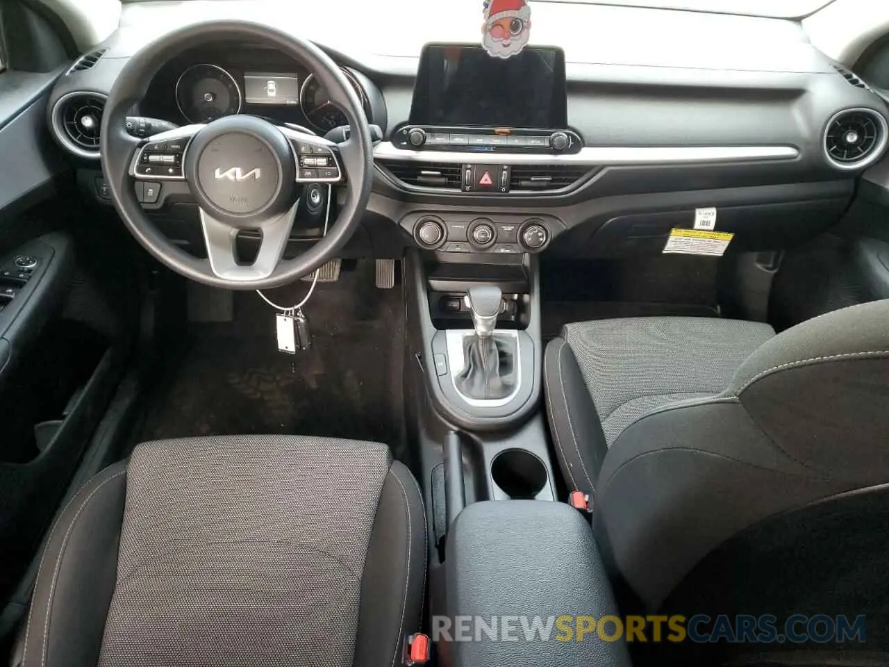 8 Photograph of a damaged car 3KPF24AD1RE812344 KIA FORTE 2024