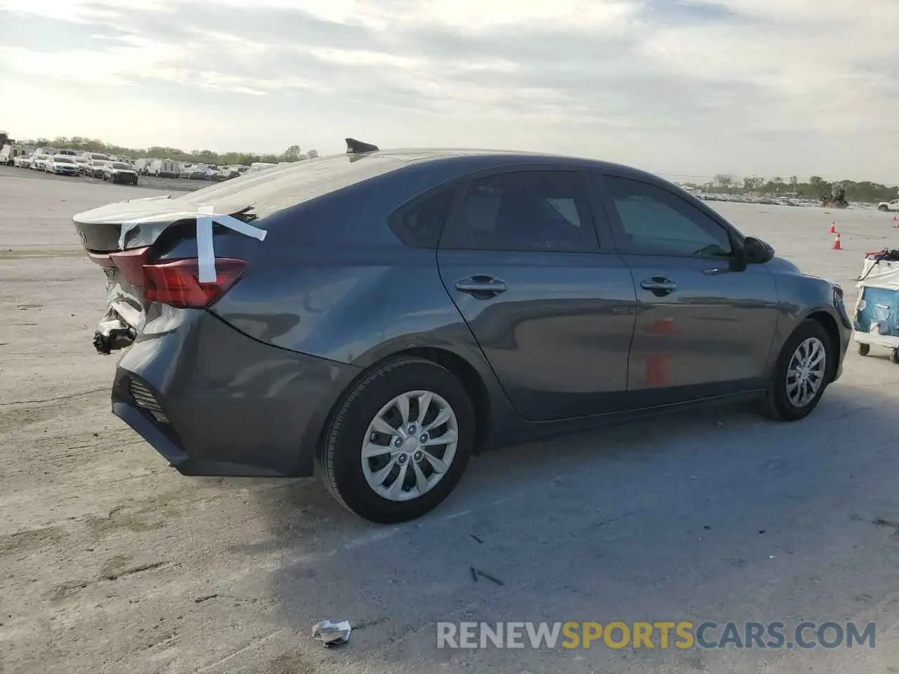 3 Photograph of a damaged car 3KPF24AD1RE816653 KIA FORTE 2024