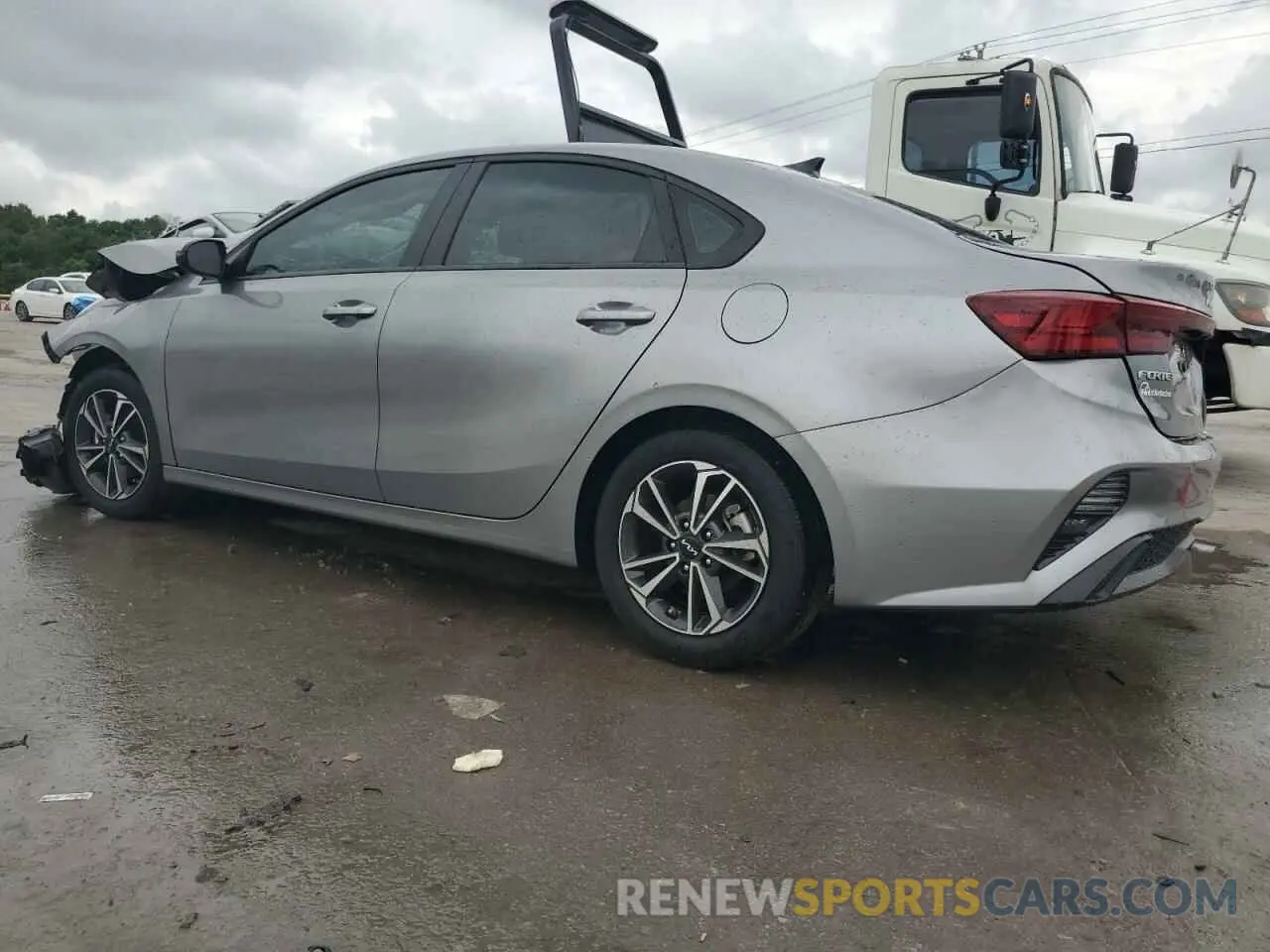 2 Photograph of a damaged car 3KPF24AD2RE722748 KIA FORTE 2024