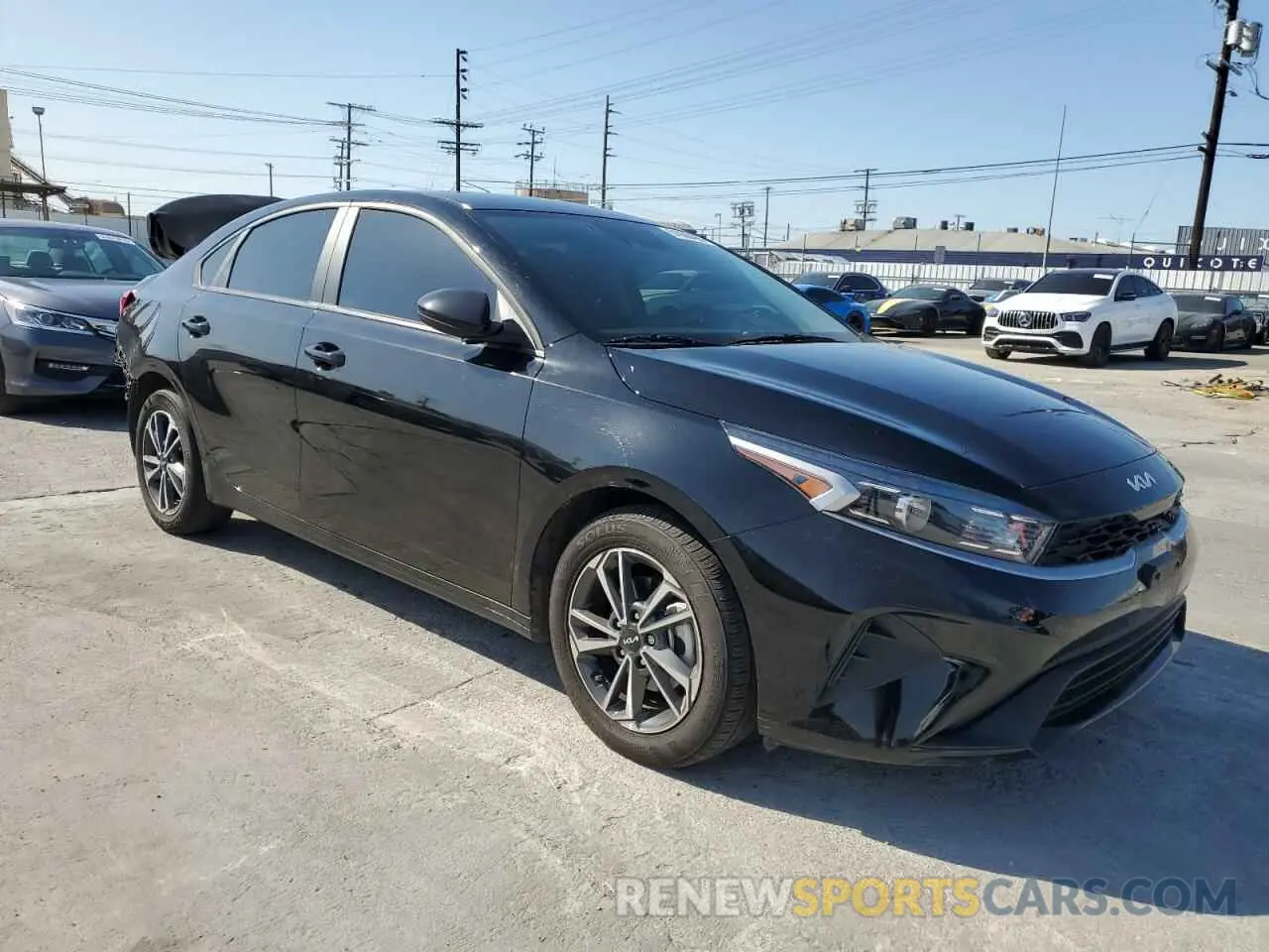 4 Фотография поврежденного автомобиля 3KPF24AD2RE747052 KIA FORTE 2024