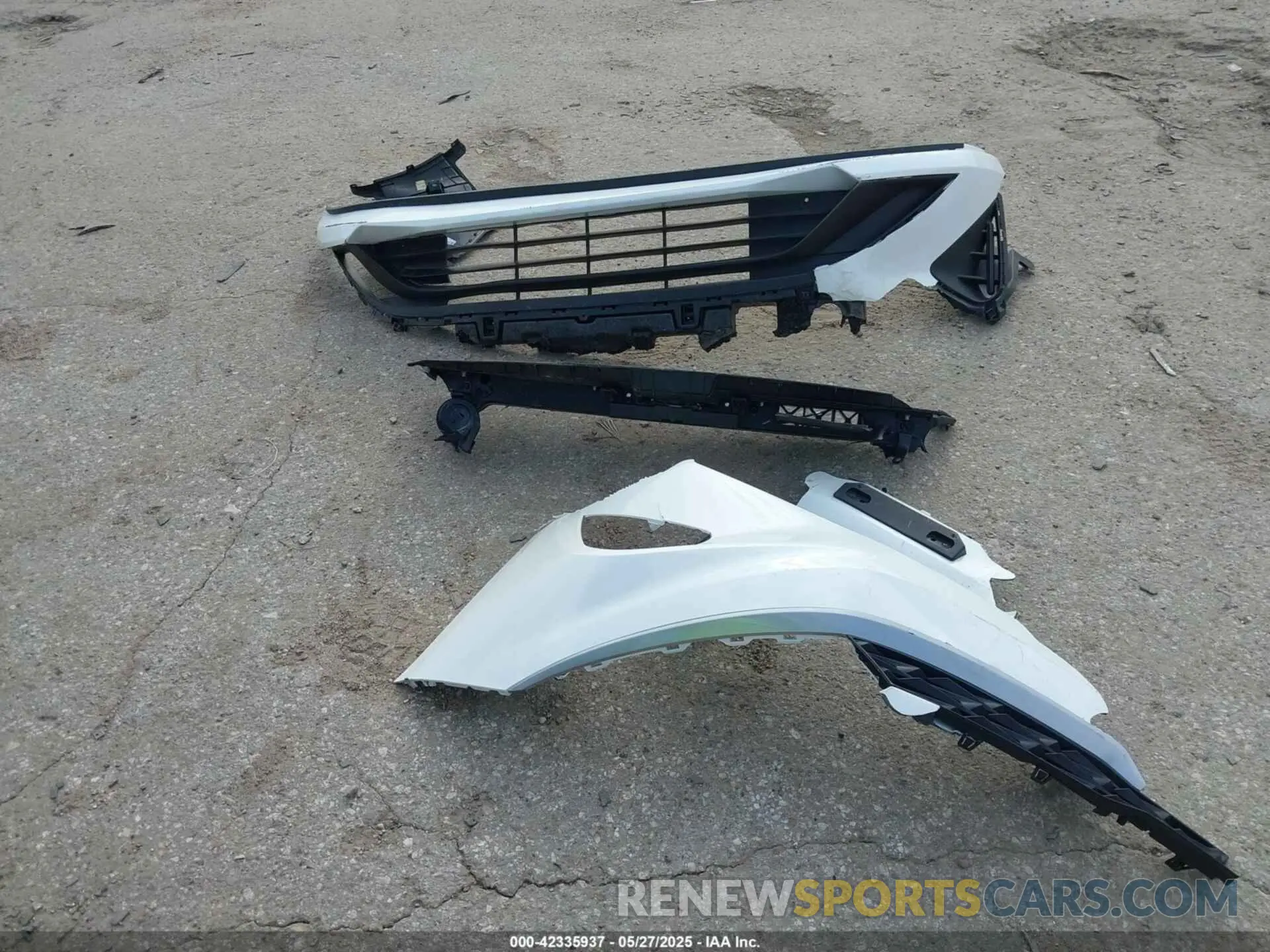 12 Фотография поврежденного автомобиля 3KPF24AD2RE763672 KIA FORTE 2024