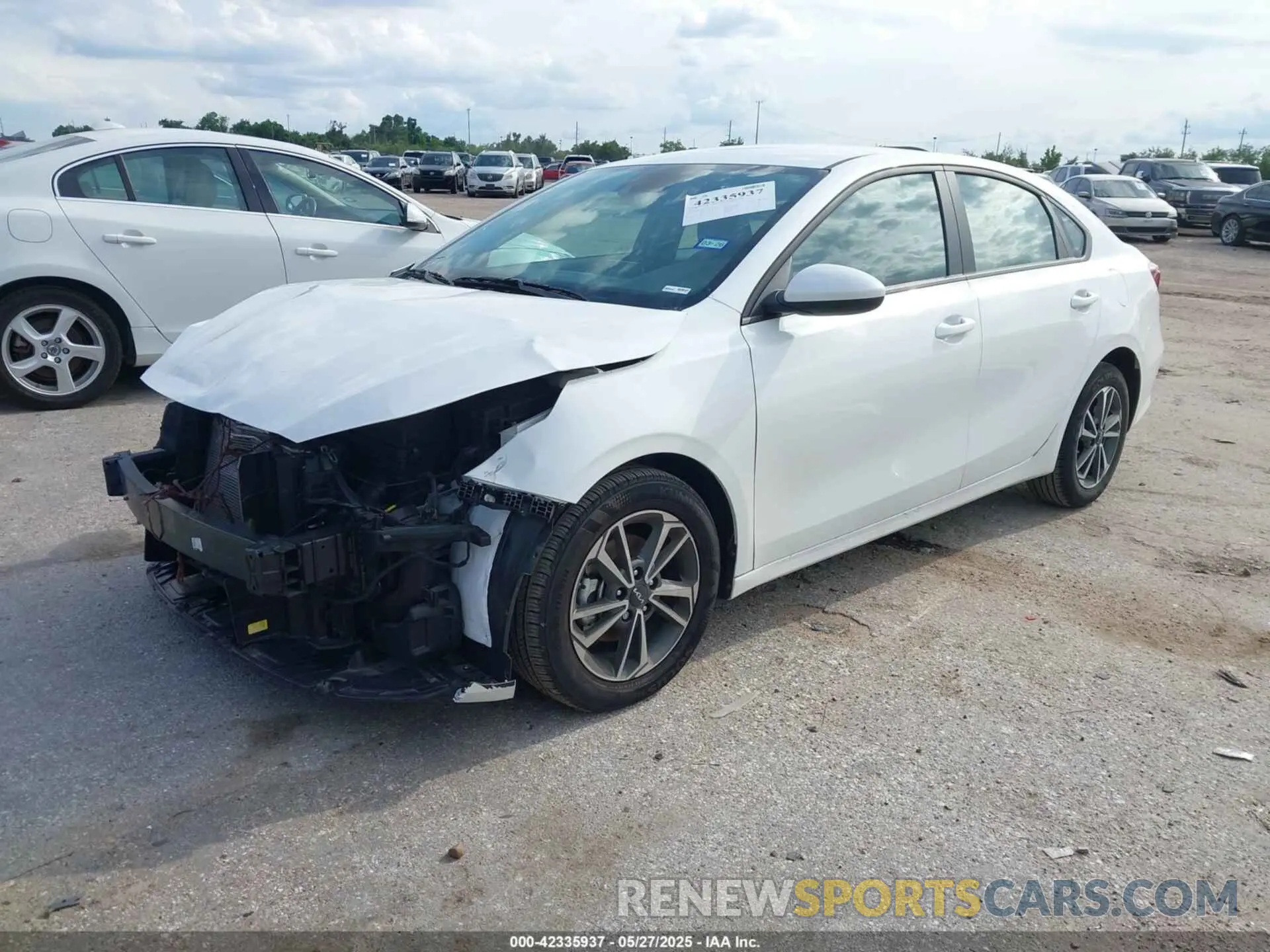 2 Фотография поврежденного автомобиля 3KPF24AD2RE763672 KIA FORTE 2024