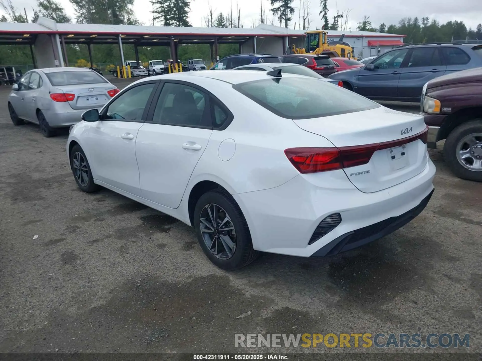 3 Photograph of a damaged car 3KPF24AD2RE768435 KIA FORTE 2024