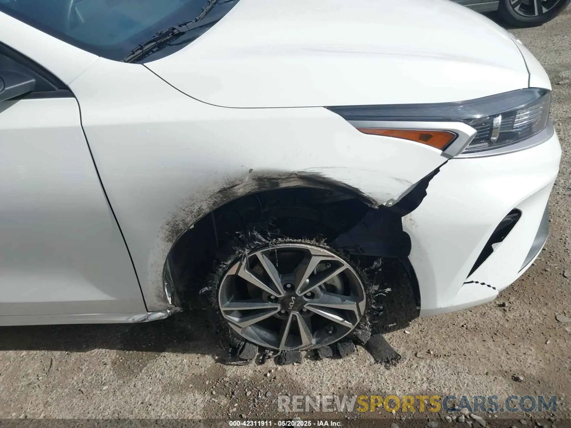 6 Photograph of a damaged car 3KPF24AD2RE768435 KIA FORTE 2024