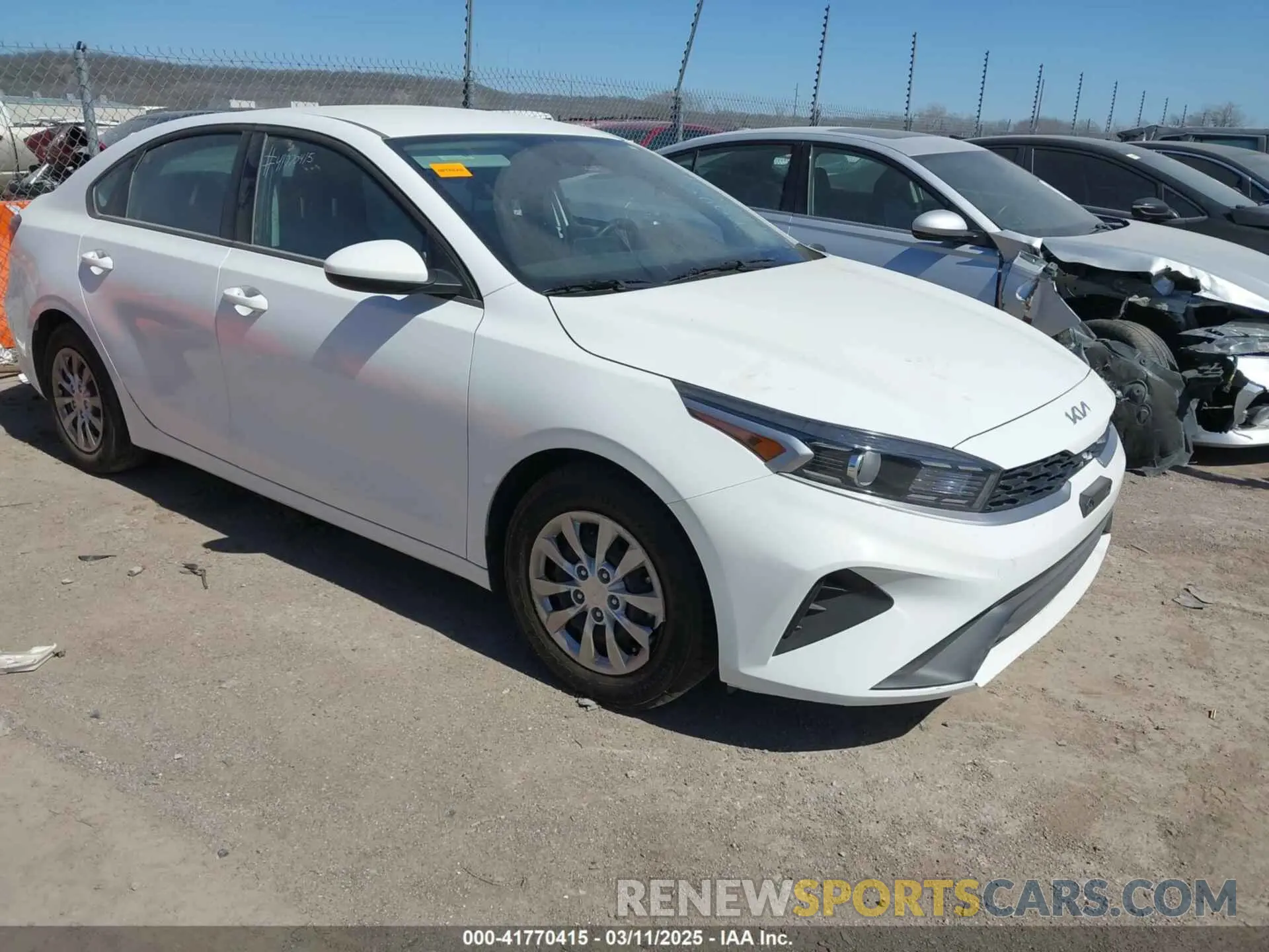 1 Photograph of a damaged car 3KPF24AD2RE768659 KIA FORTE 2024