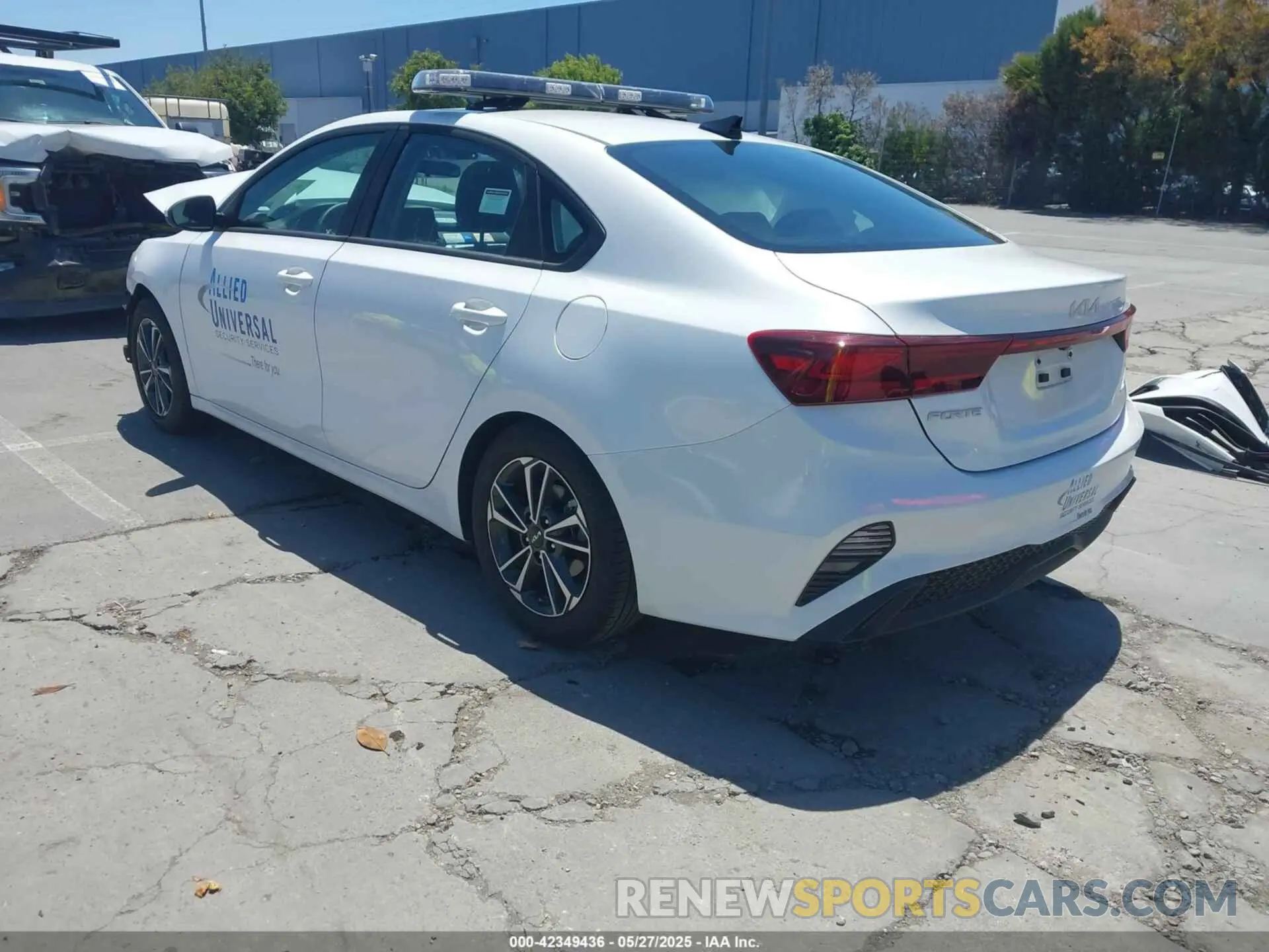 3 Фотография поврежденного автомобиля 3KPF24AD2RE798485 KIA FORTE 2024