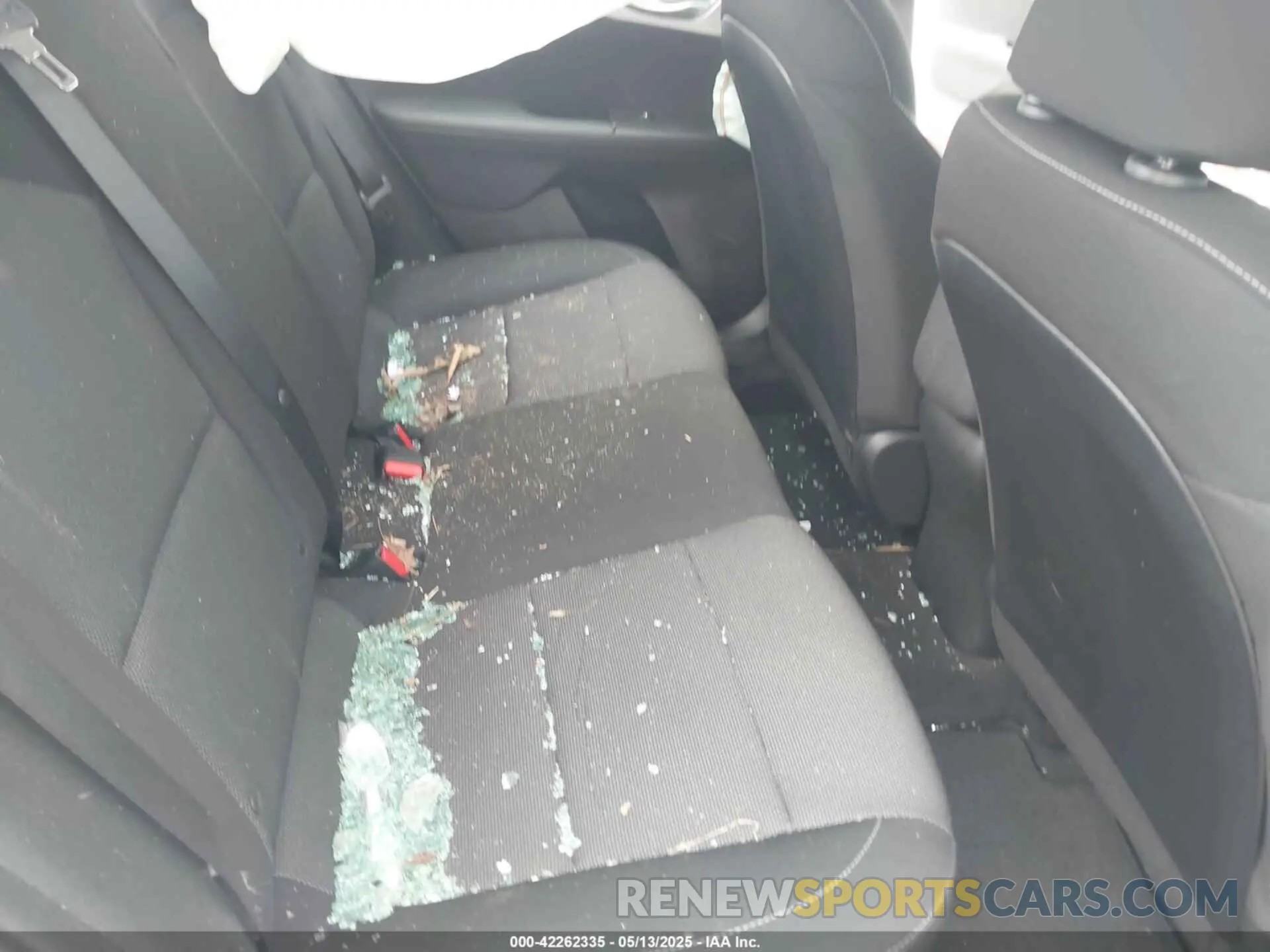8 Photograph of a damaged car 3KPF24AD2RE827273 KIA FORTE 2024