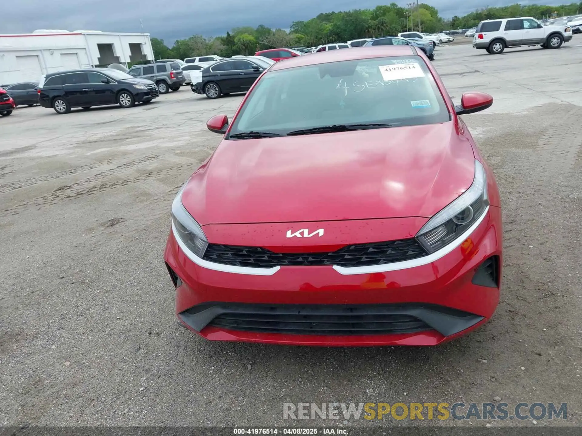 12 Фотография поврежденного автомобиля 3KPF24AD3RE716800 KIA FORTE 2024