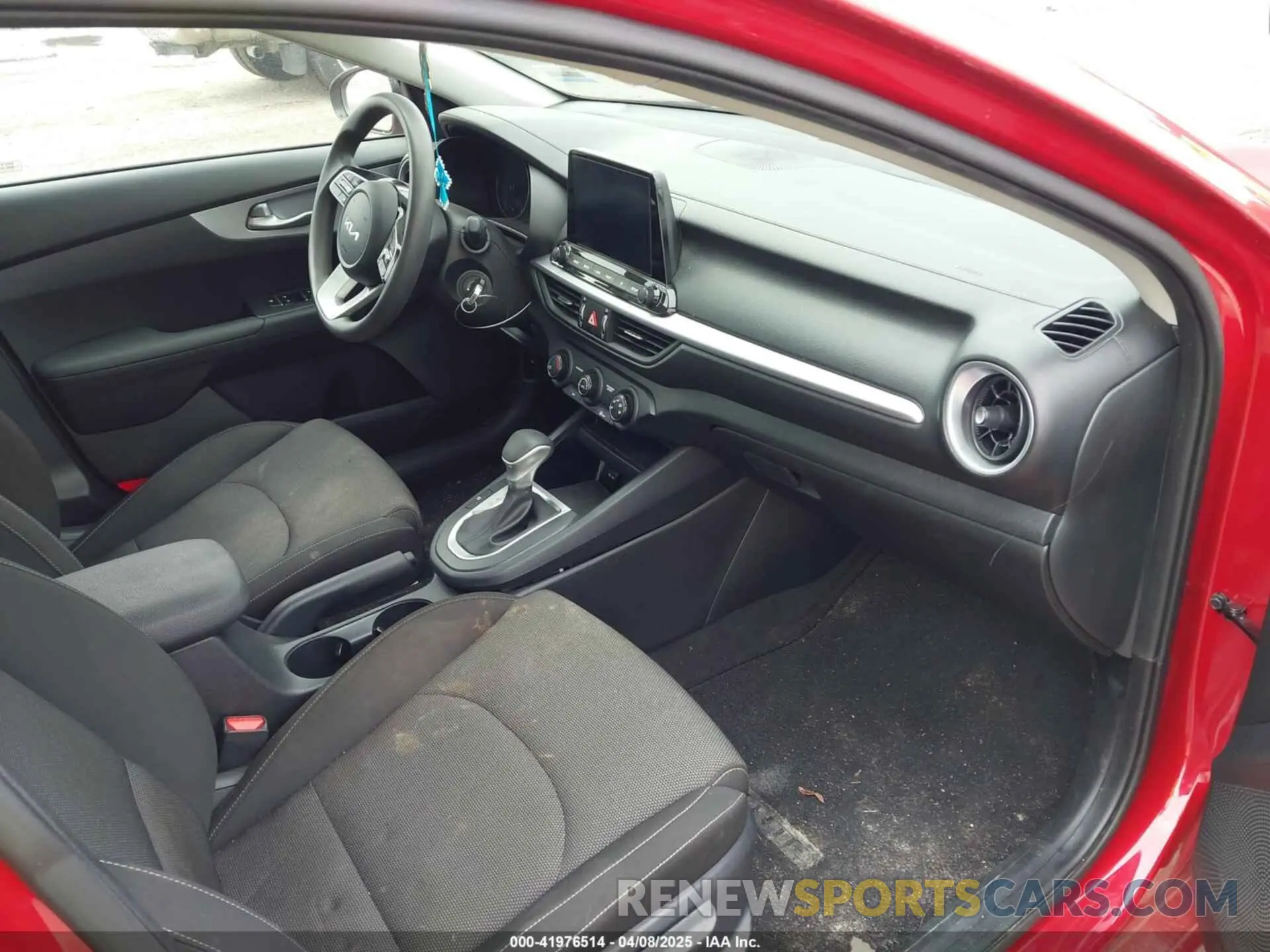 5 Фотография поврежденного автомобиля 3KPF24AD3RE716800 KIA FORTE 2024