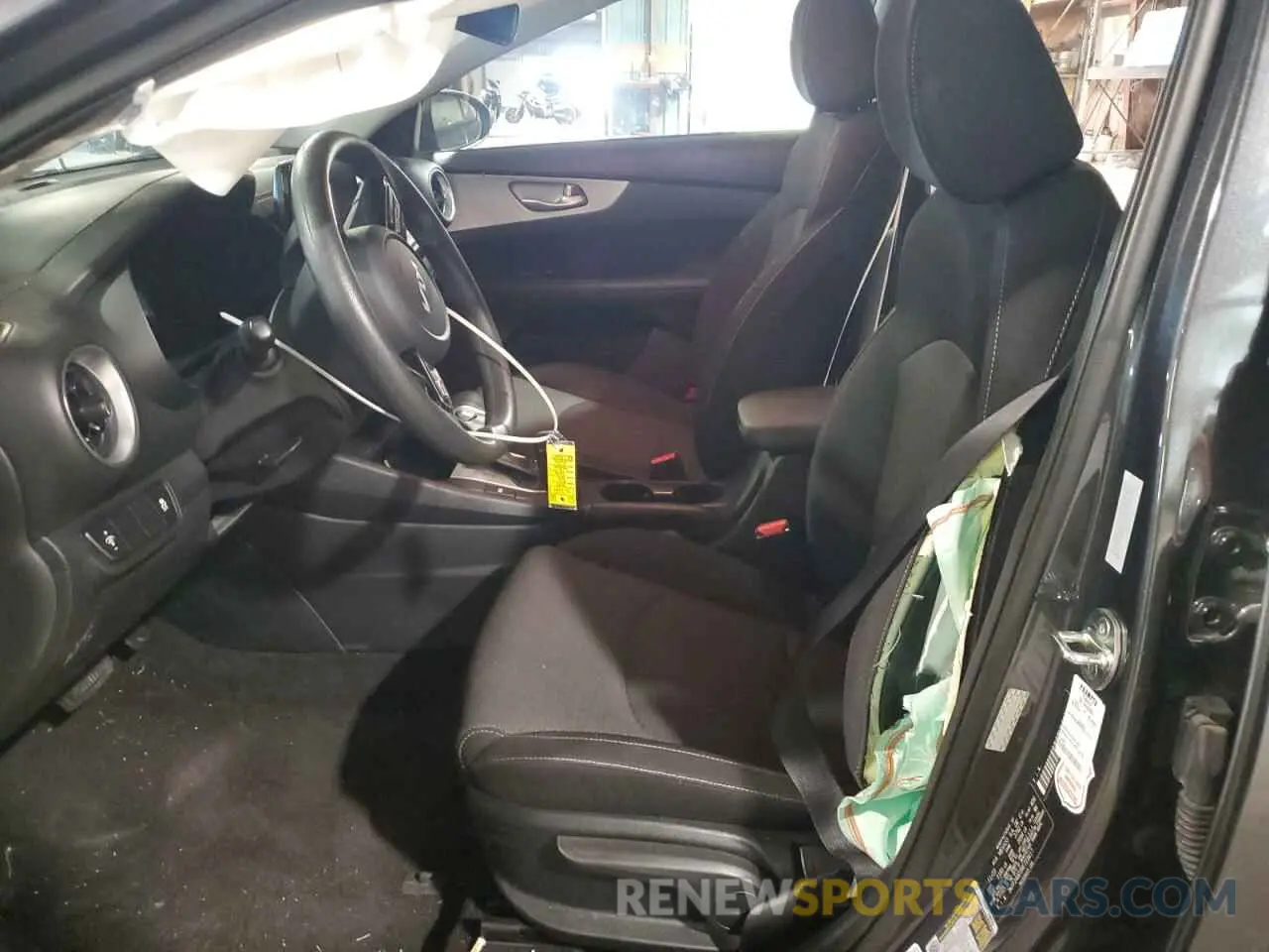 7 Фотография поврежденного автомобиля 3KPF24AD3RE723617 KIA FORTE 2024