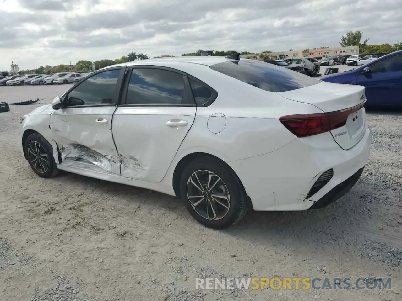 2 Фотография поврежденного автомобиля 3KPF24AD3RE724976 KIA FORTE 2024