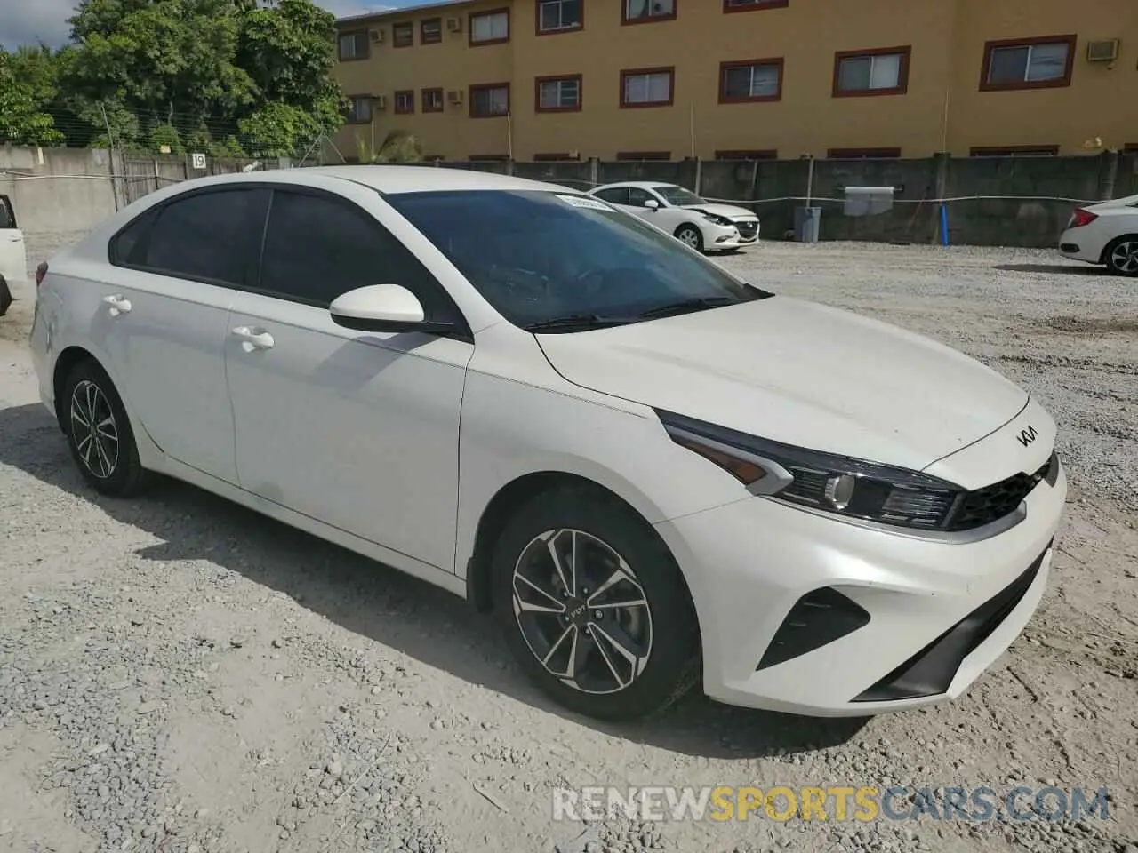 4 Фотография поврежденного автомобиля 3KPF24AD3RE724976 KIA FORTE 2024