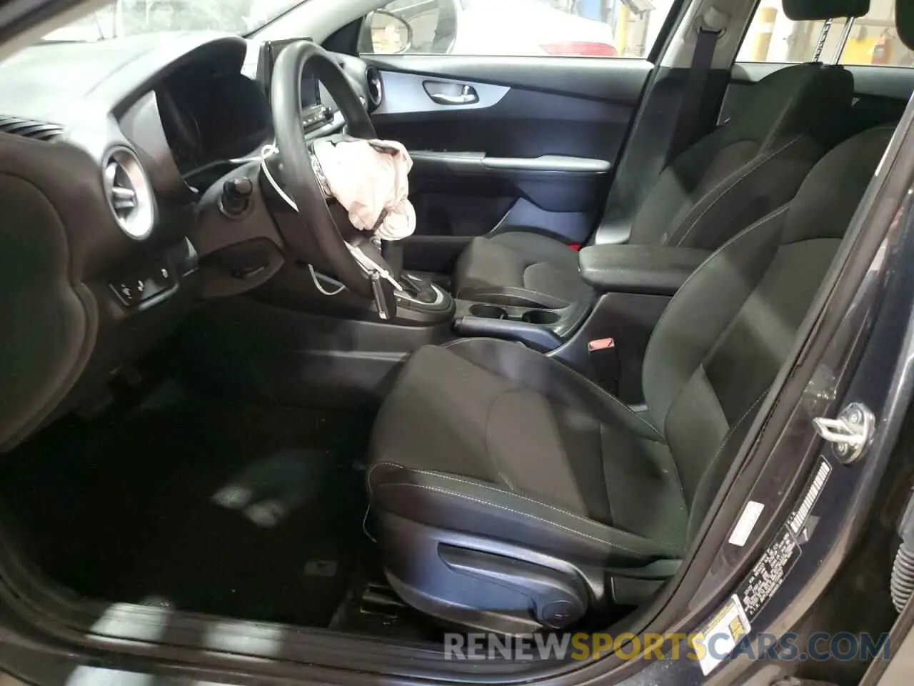 7 Фотография поврежденного автомобиля 3KPF24AD3RE733497 KIA FORTE 2024