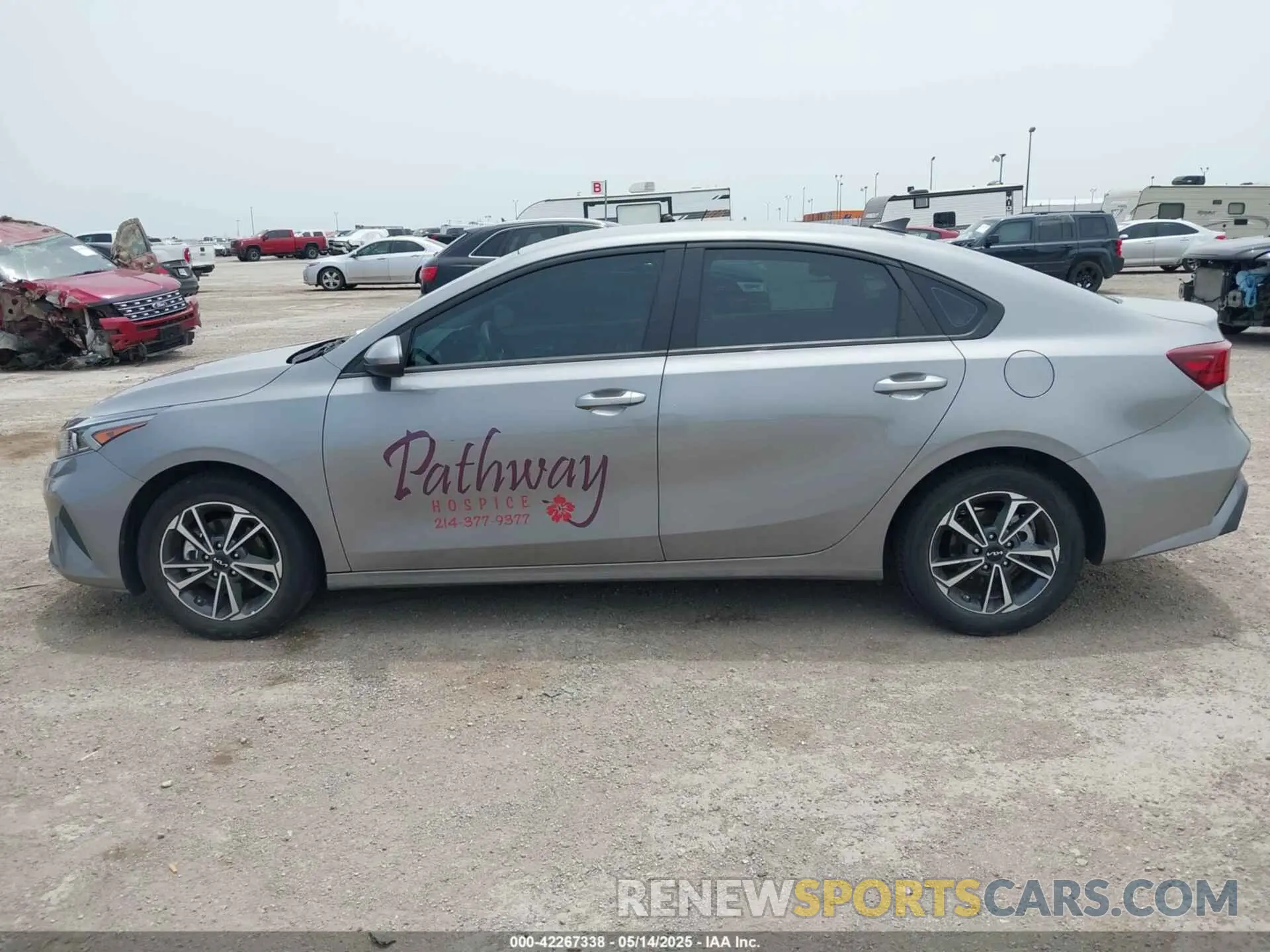 14 Фотография поврежденного автомобиля 3KPF24AD3RE766788 KIA FORTE 2024