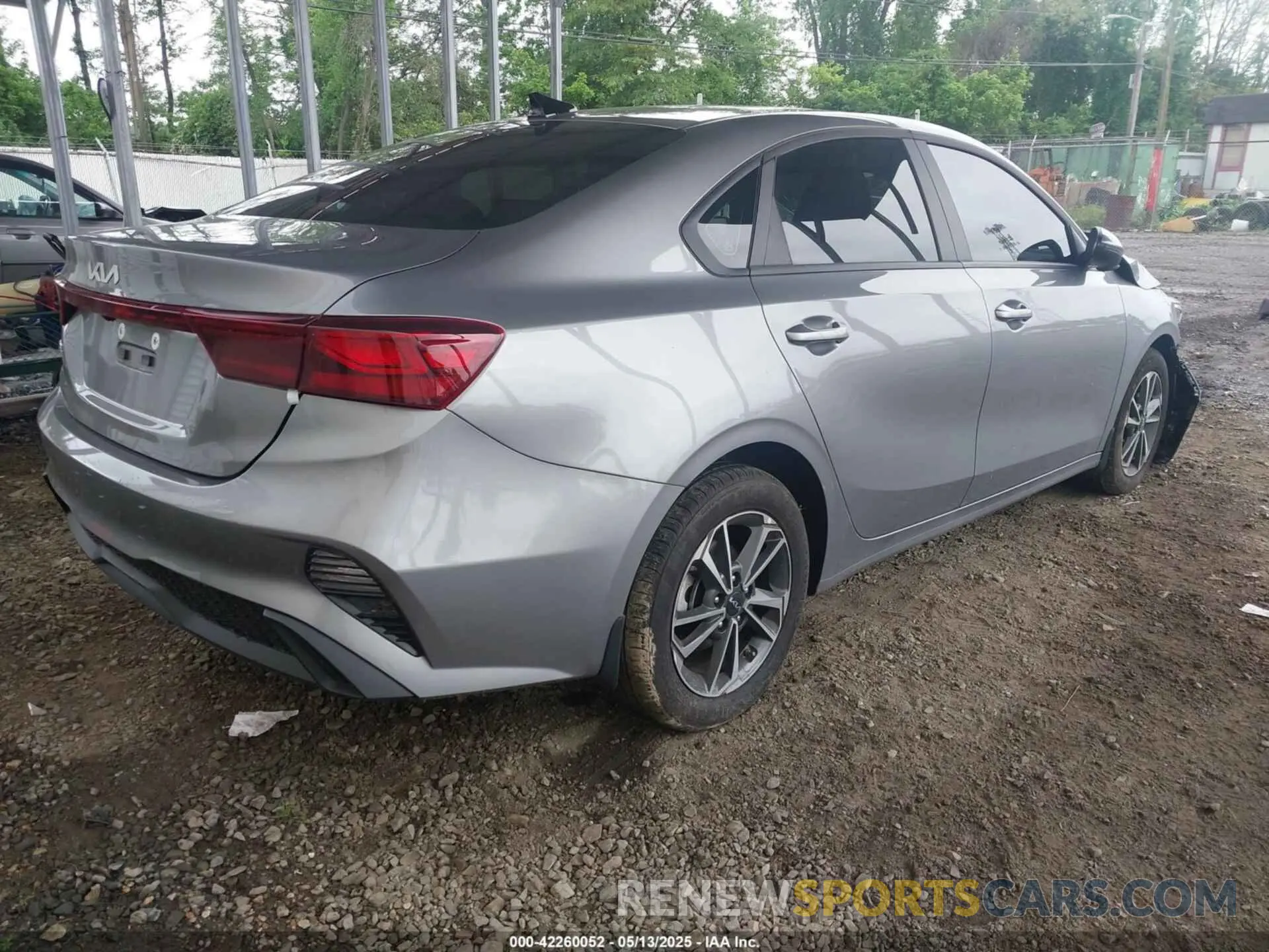 4 Photograph of a damaged car 3KPF24AD3RE773806 KIA FORTE 2024