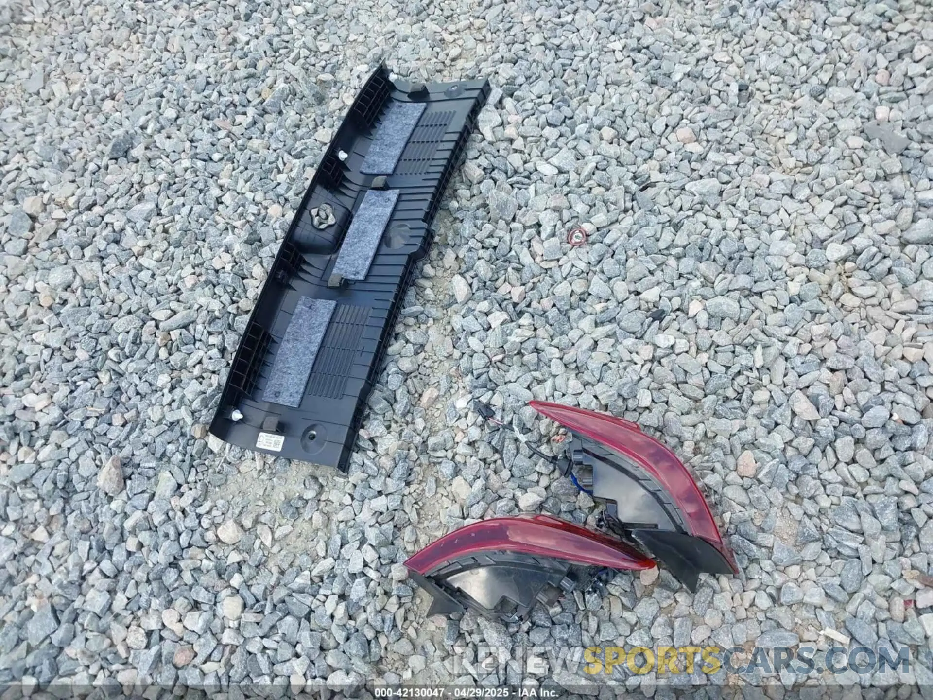 12 Photograph of a damaged car 3KPF24AD3RE775619 KIA FORTE 2024