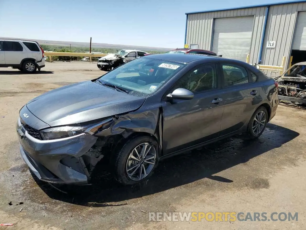 1 Photograph of a damaged car 3KPF24AD3RE784899 KIA FORTE 2024