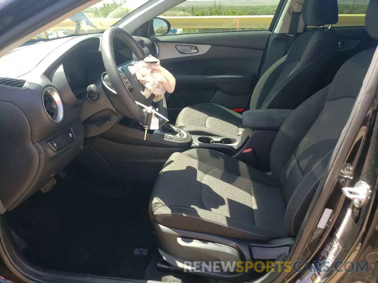 7 Photograph of a damaged car 3KPF24AD3RE787236 KIA FORTE 2024