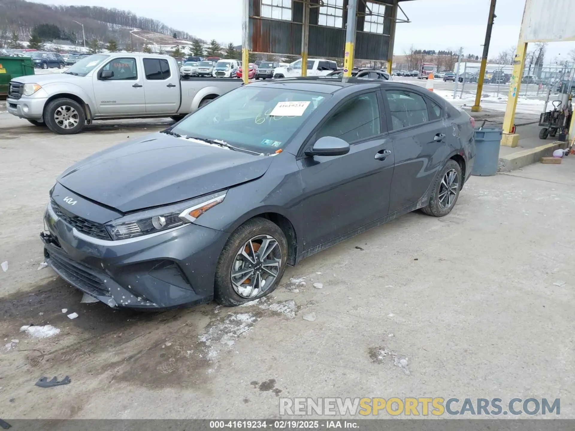 2 Фотография поврежденного автомобиля 3KPF24AD3RE816900 KIA FORTE 2024