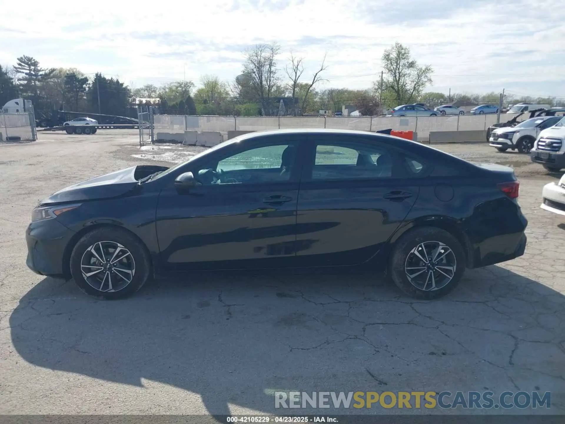 15 Фотография поврежденного автомобиля 3KPF24AD3RE817626 KIA FORTE 2024