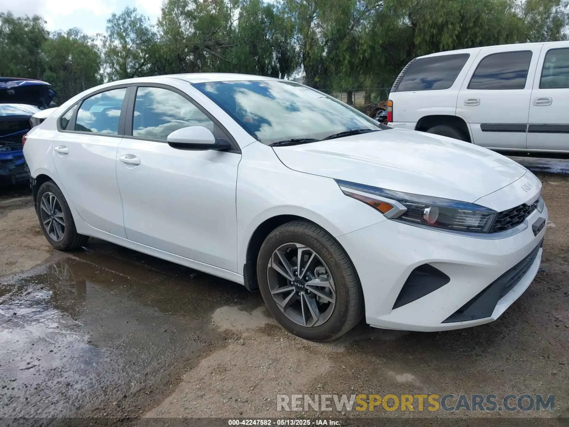 1 Фотография поврежденного автомобиля 3KPF24AD3RE819344 KIA FORTE 2024