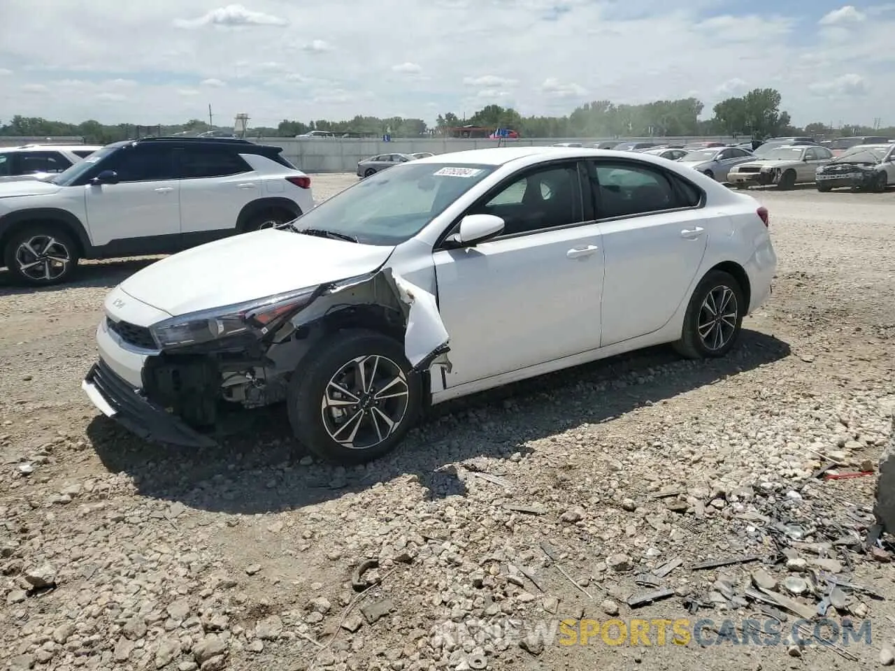 1 Photograph of a damaged car 3KPF24AD4RE710424 KIA FORTE 2024