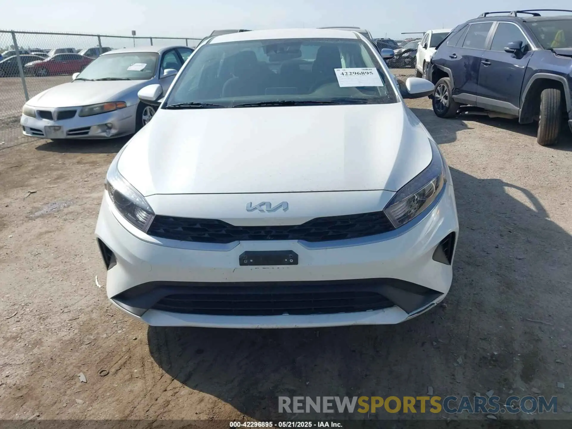 12 Photograph of a damaged car 3KPF24AD4RE728857 KIA FORTE 2024