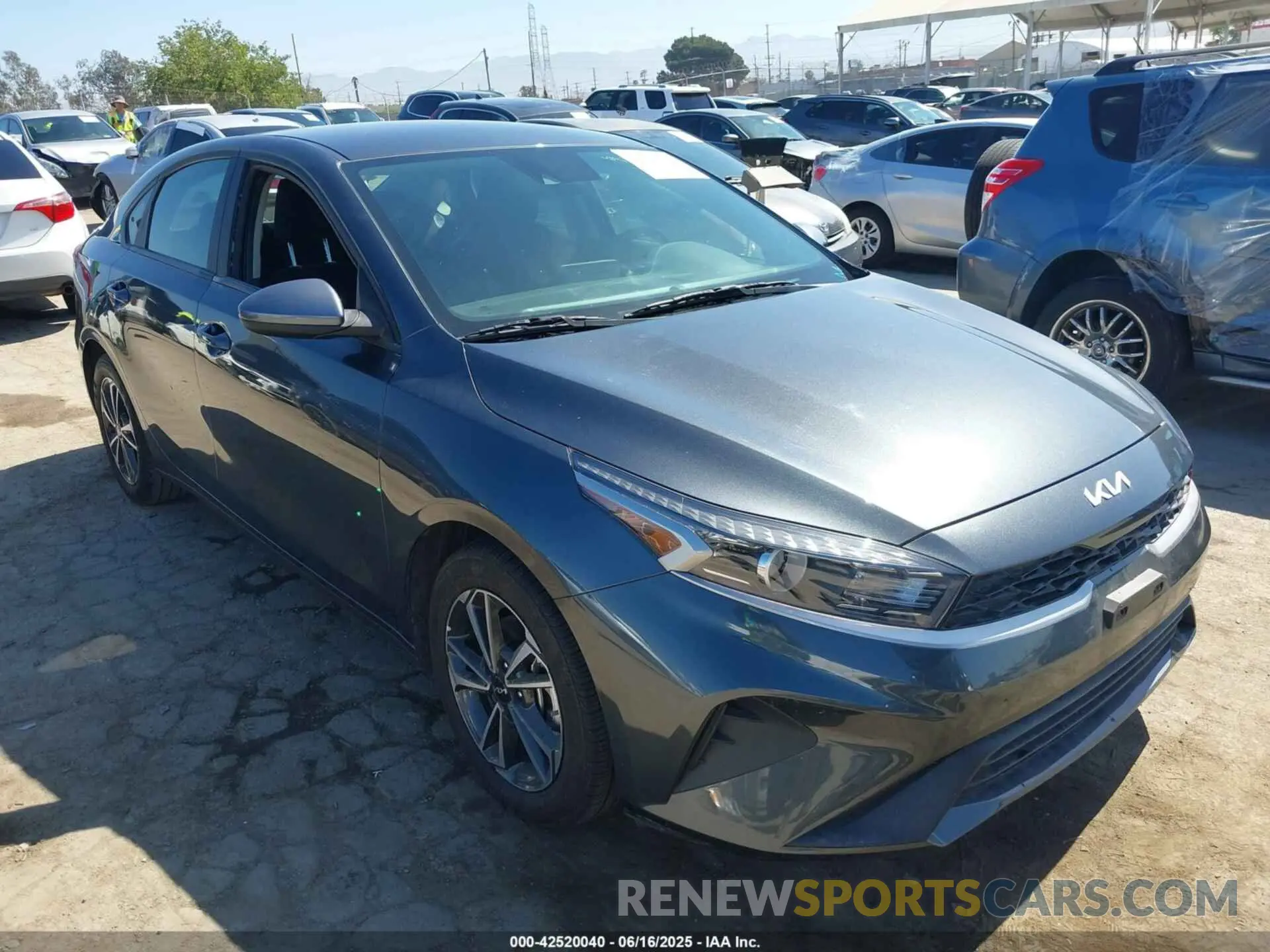 1 Фотография поврежденного автомобиля 3KPF24AD4RE730477 KIA FORTE 2024