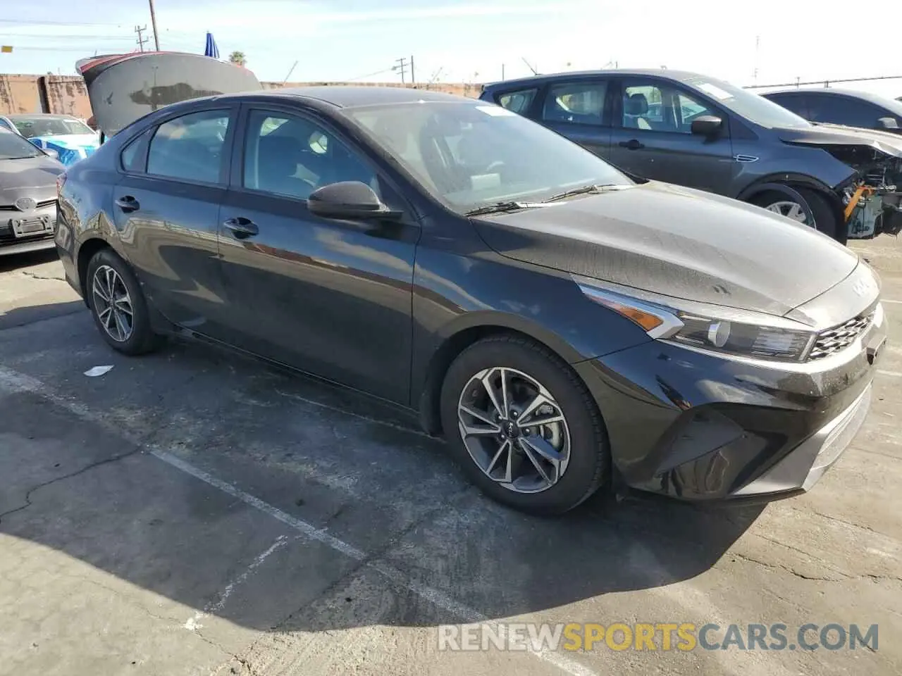 1 Photograph of a damaged car 3KPF24AD4RE735601 KIA FORTE 2024