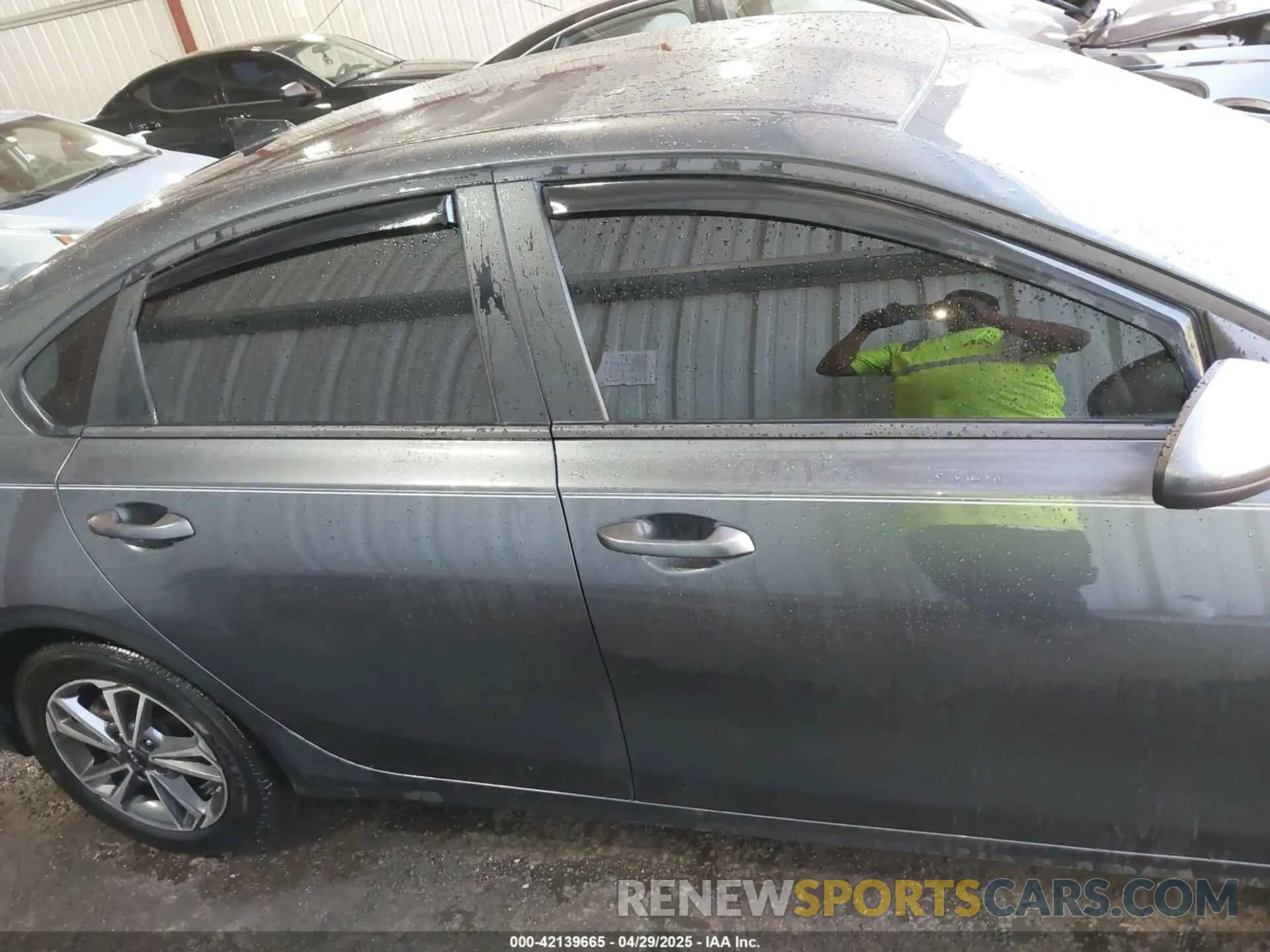 14 Фотография поврежденного автомобиля 3KPF24AD4RE743407 KIA FORTE 2024