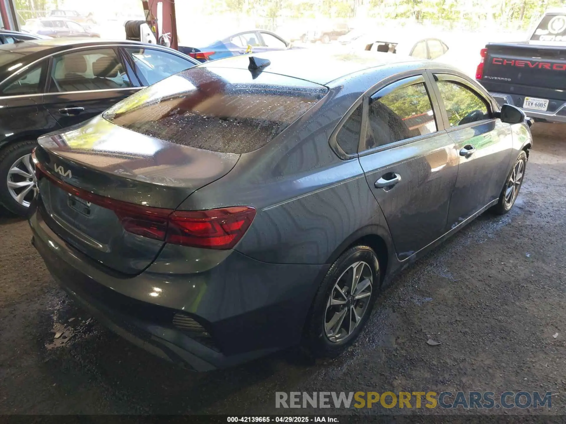4 Фотография поврежденного автомобиля 3KPF24AD4RE743407 KIA FORTE 2024