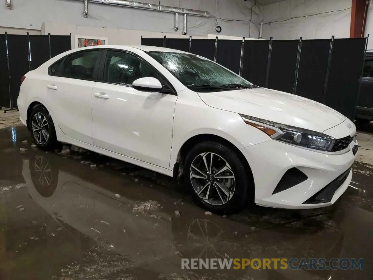 4 Photograph of a damaged car 3KPF24AD4RE792252 KIA FORTE 2024