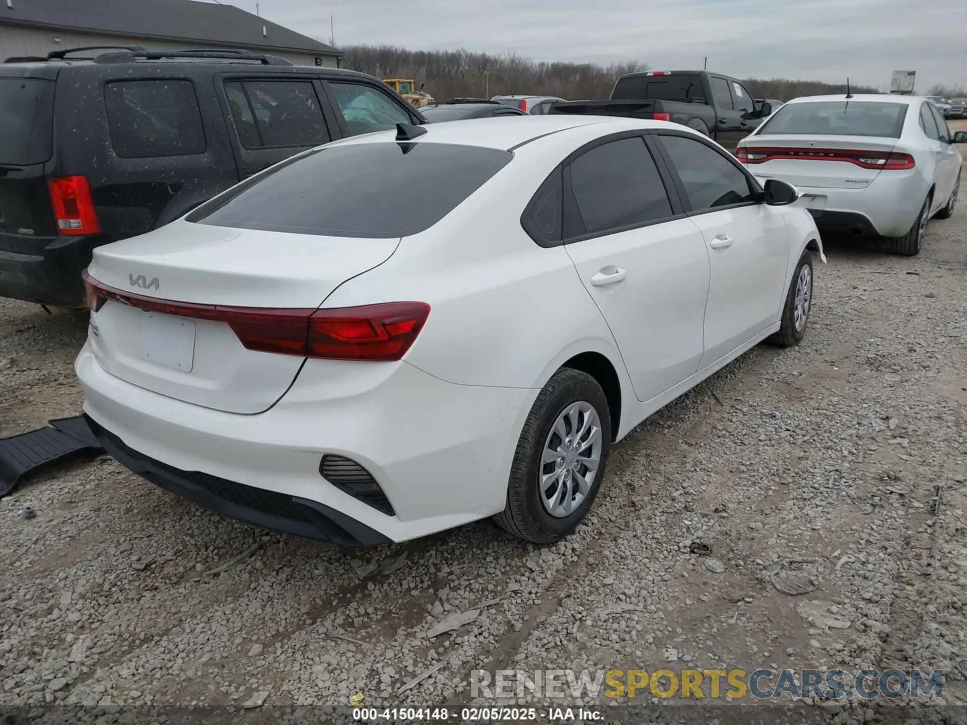 4 Фотография поврежденного автомобиля 3KPF24AD4RE816744 KIA FORTE 2024