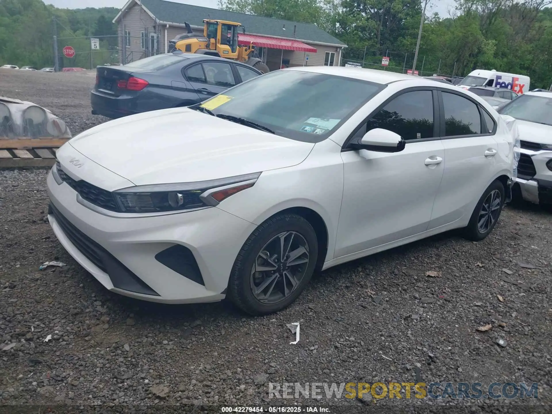 2 Фотография поврежденного автомобиля 3KPF24AD4RE819207 KIA FORTE 2024
