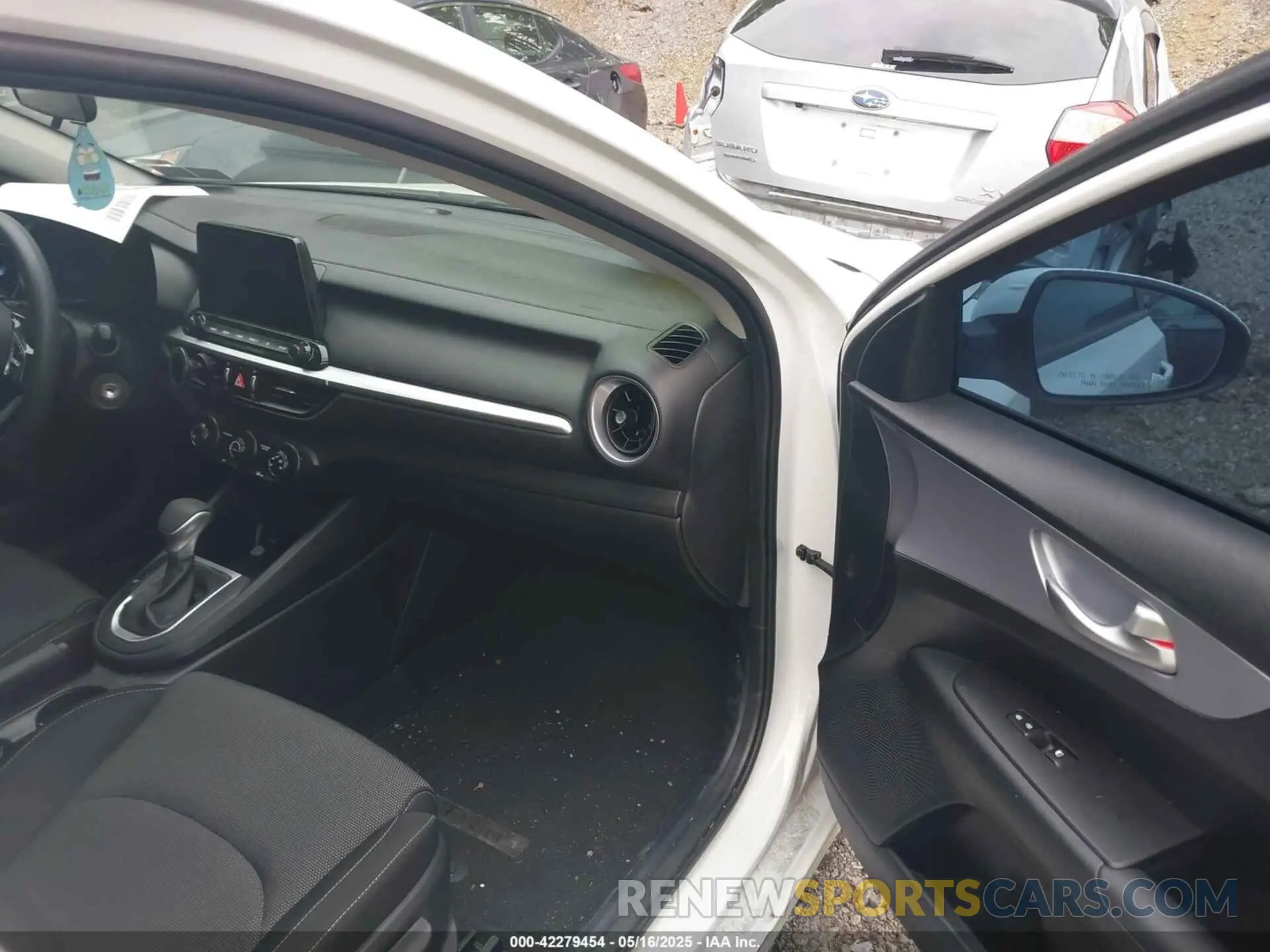 5 Фотография поврежденного автомобиля 3KPF24AD4RE819207 KIA FORTE 2024
