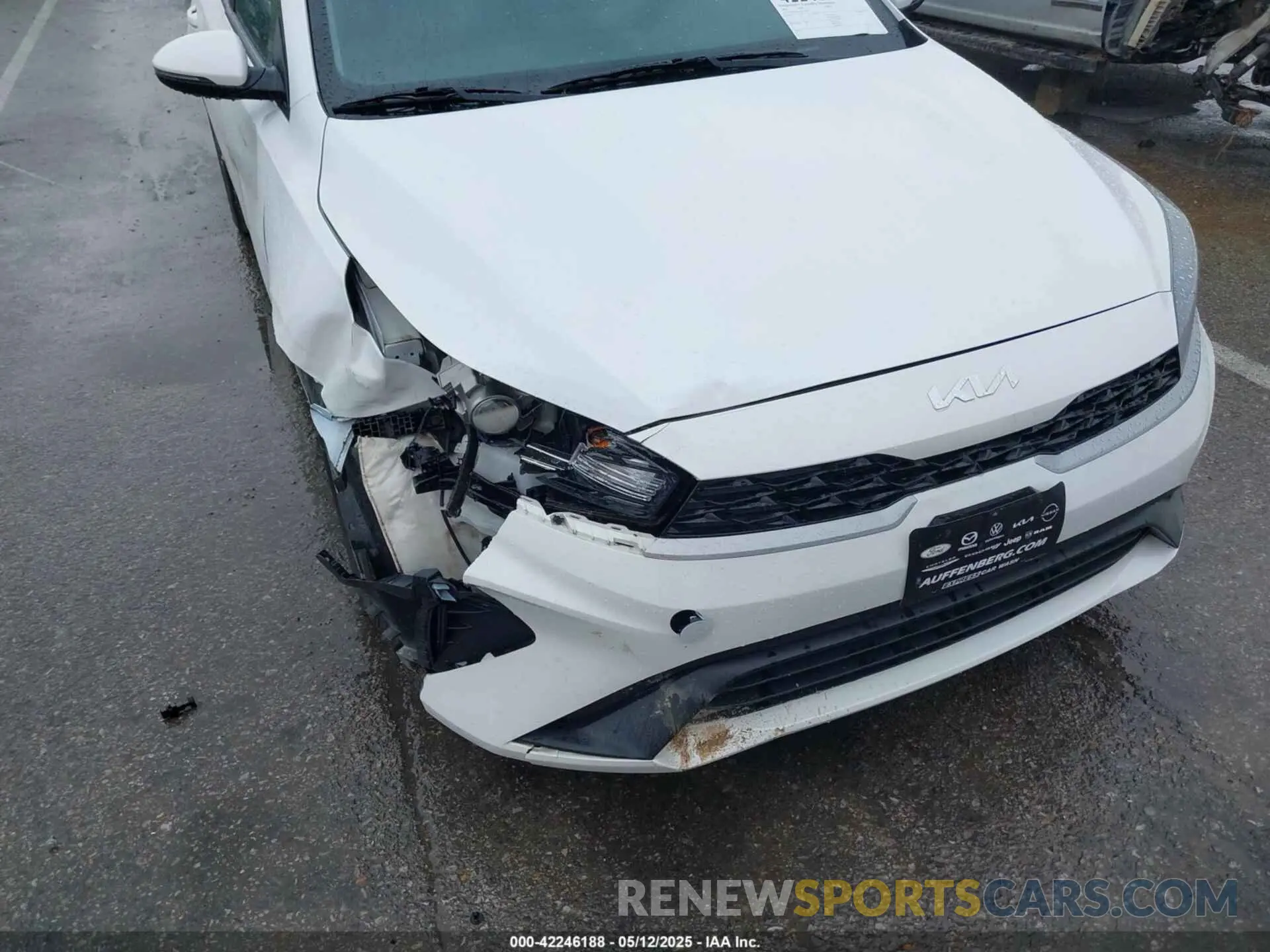 6 Фотография поврежденного автомобиля 3KPF24AD5RE738460 KIA FORTE 2024