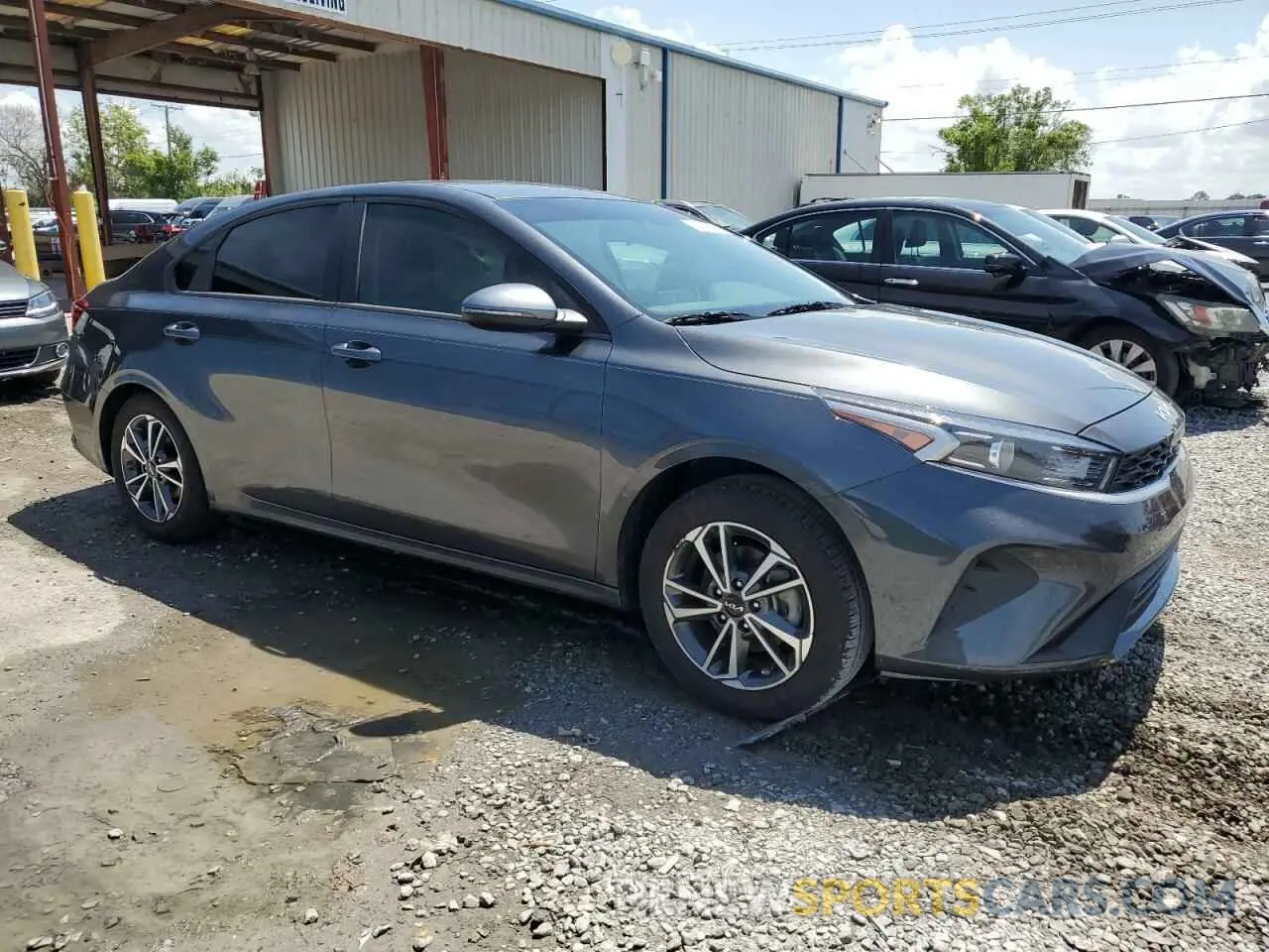 4 Фотография поврежденного автомобиля 3KPF24AD5RE758952 KIA FORTE 2024