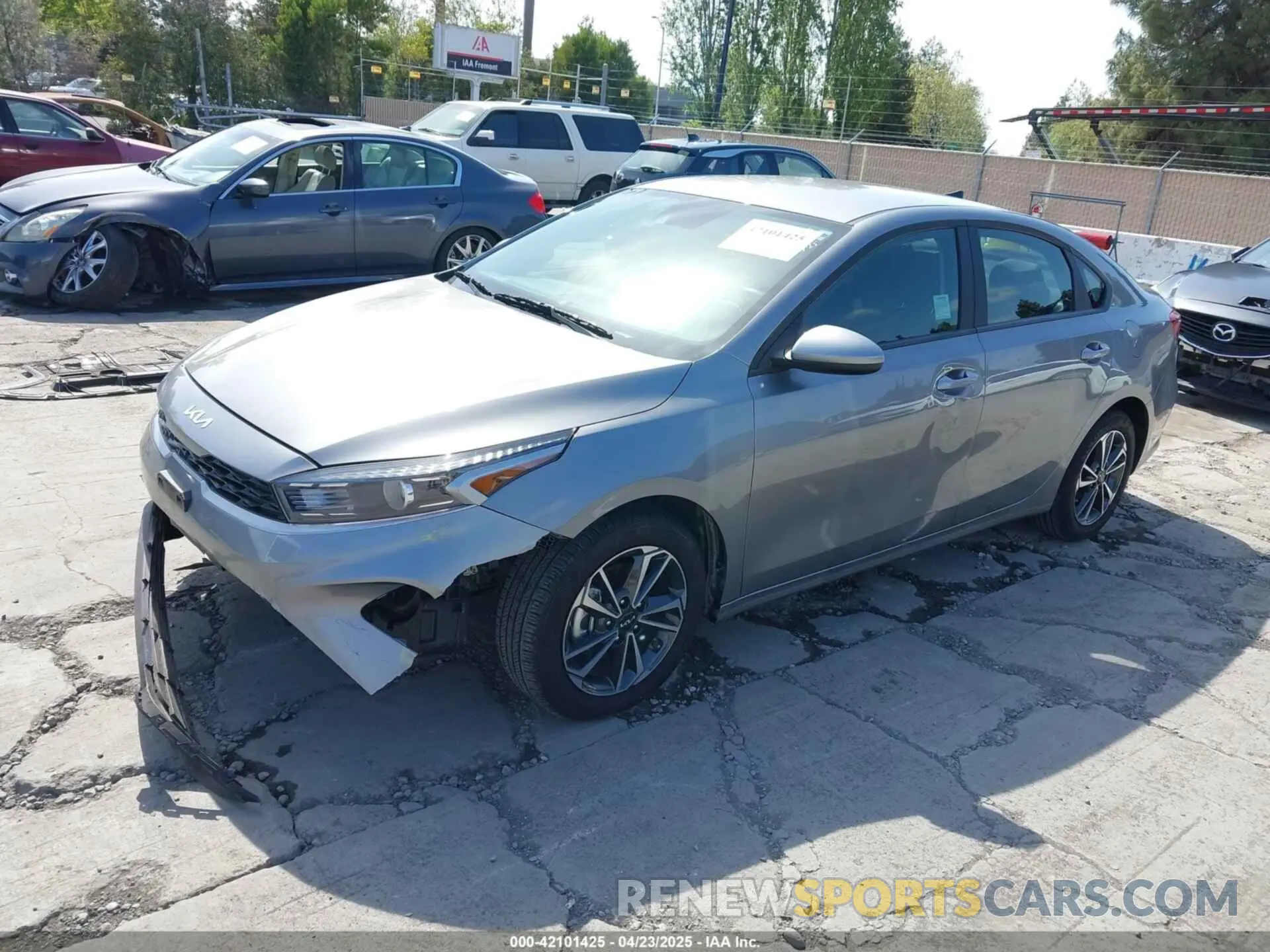2 Фотография поврежденного автомобиля 3KPF24AD5RE759745 KIA FORTE 2024