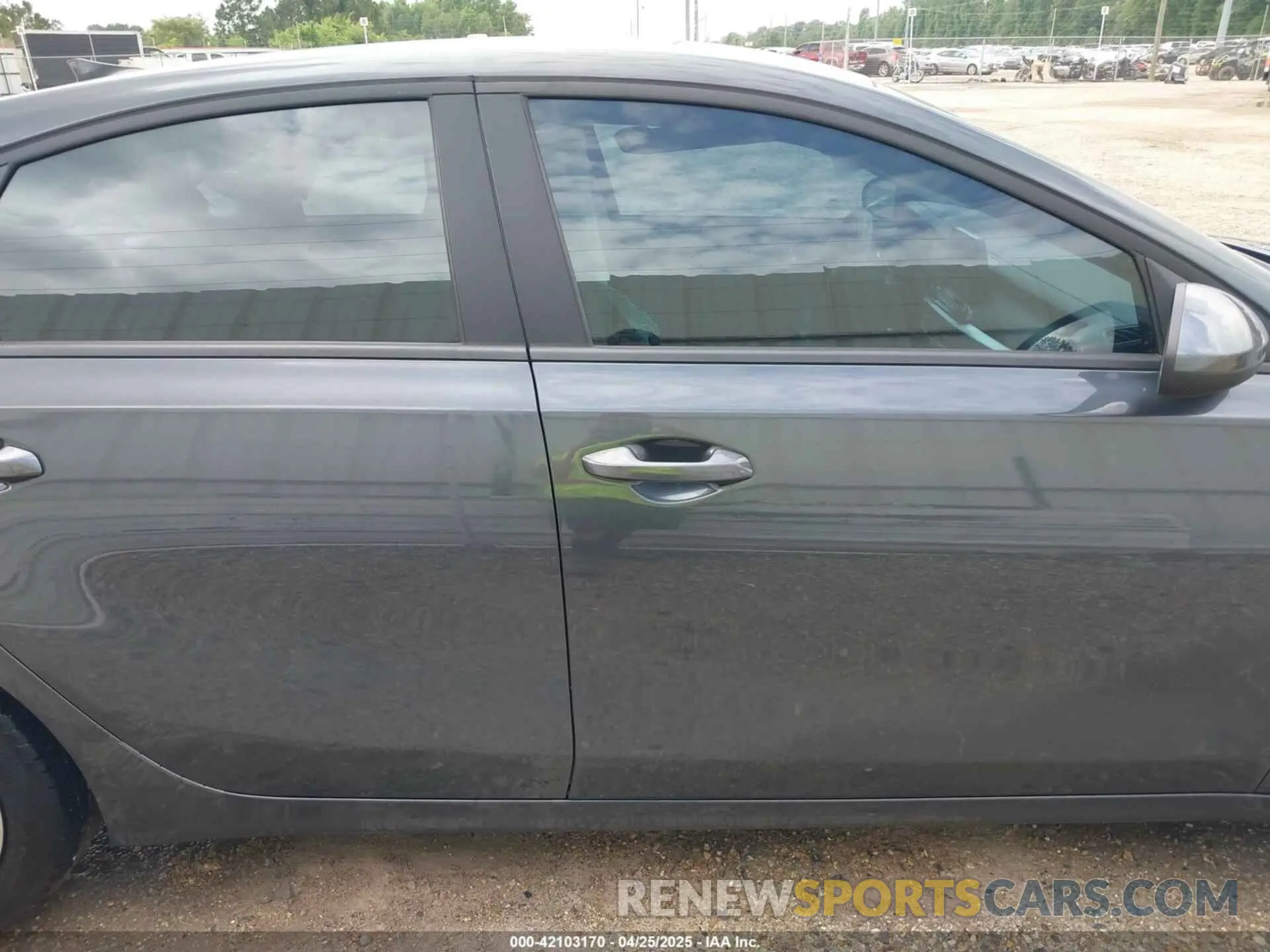 13 Photograph of a damaged car 3KPF24AD5RE764234 KIA FORTE 2024